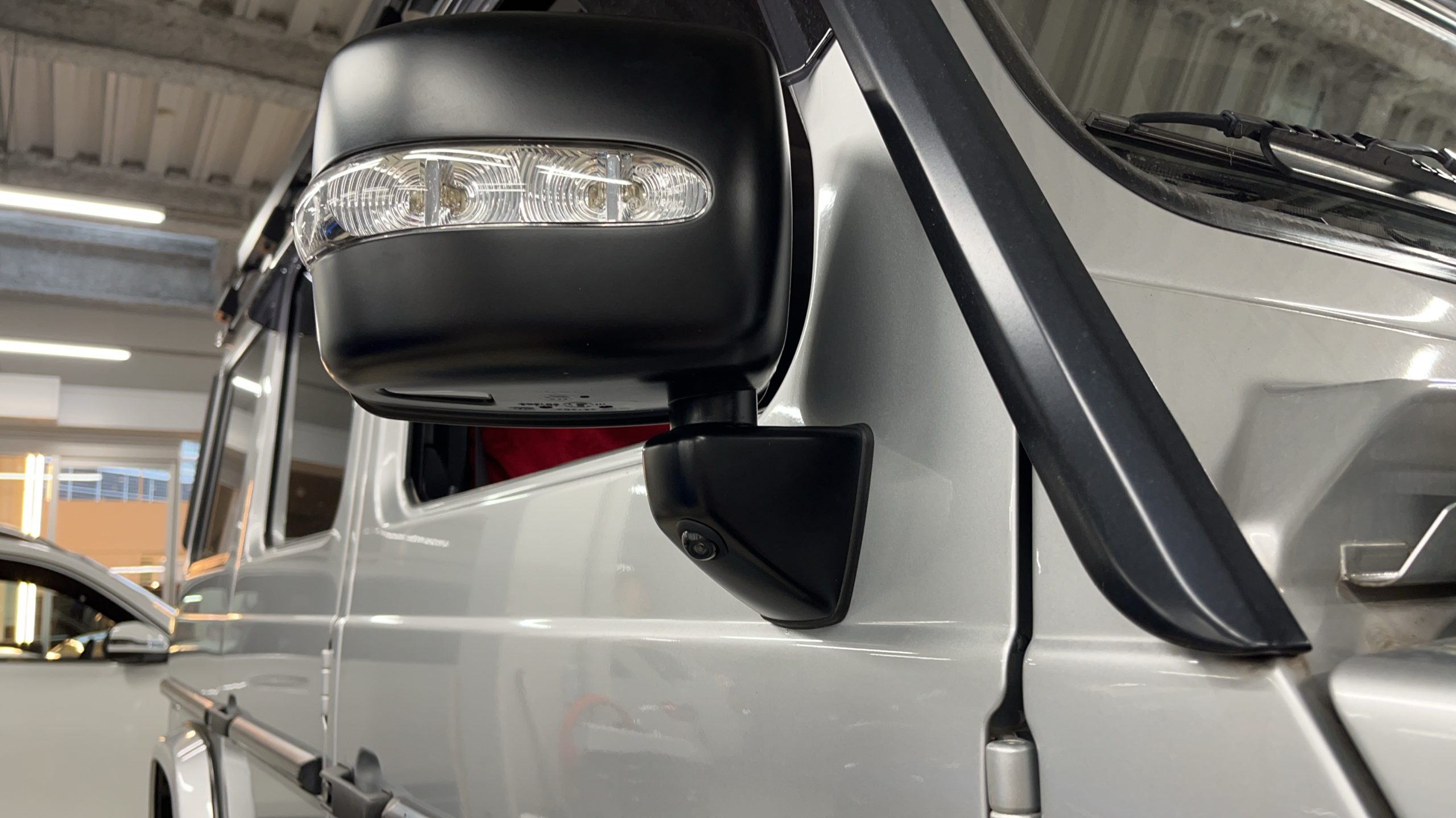 W463サイドカメラ取付 ゲレンデサイドカメラ取付 W463キノコミラー撤去