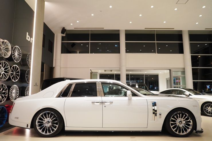 ROLLS ROYCE PHANTOM Ⅷ MANSORY