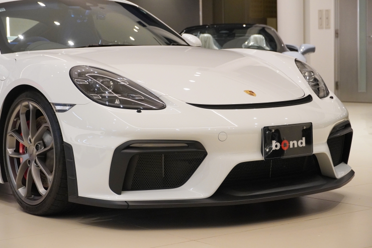 ボンド葛飾 ポルシェ 718ケイマン GT4