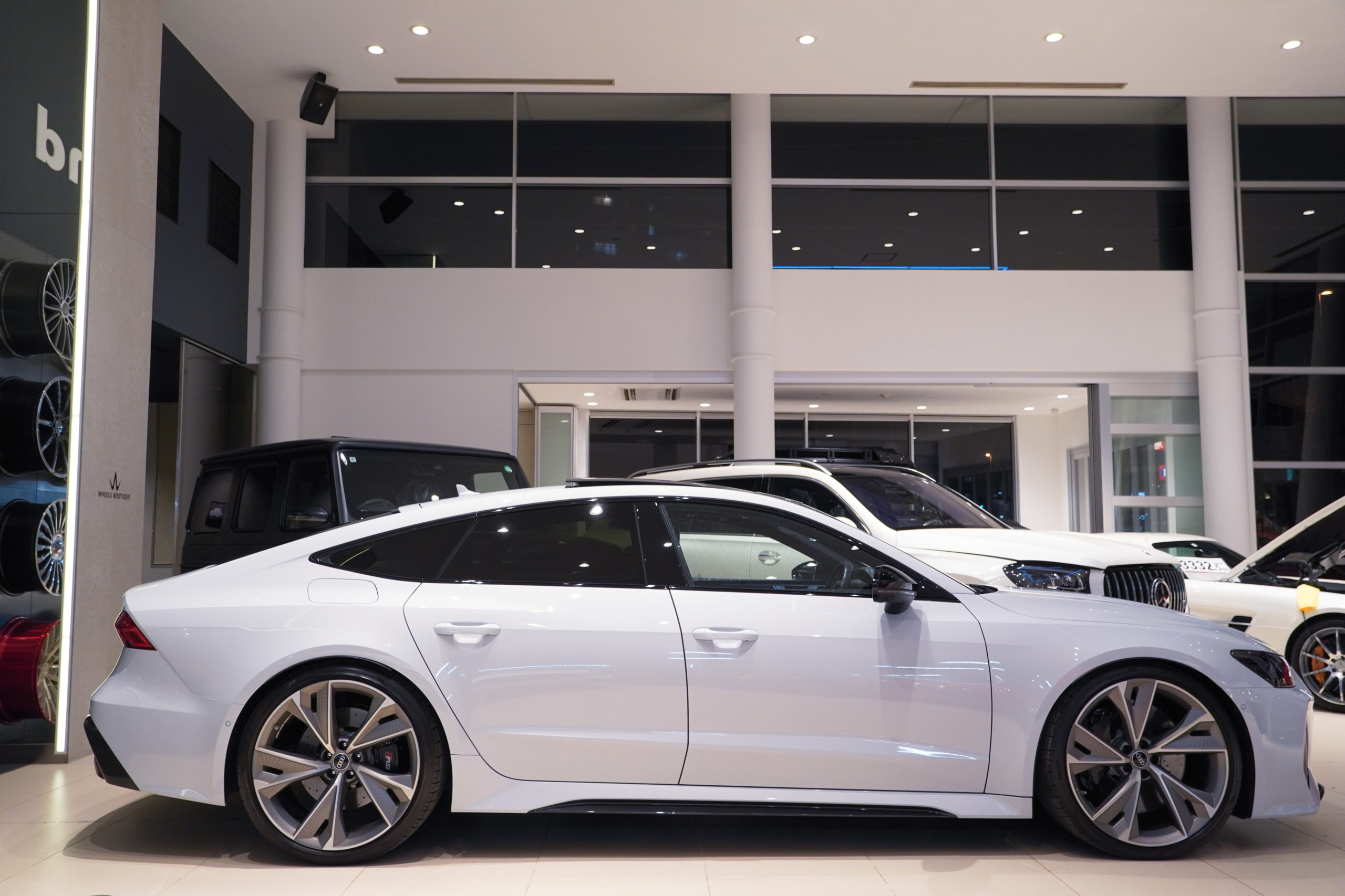 ボンド葛飾 アウディ RS7sportback