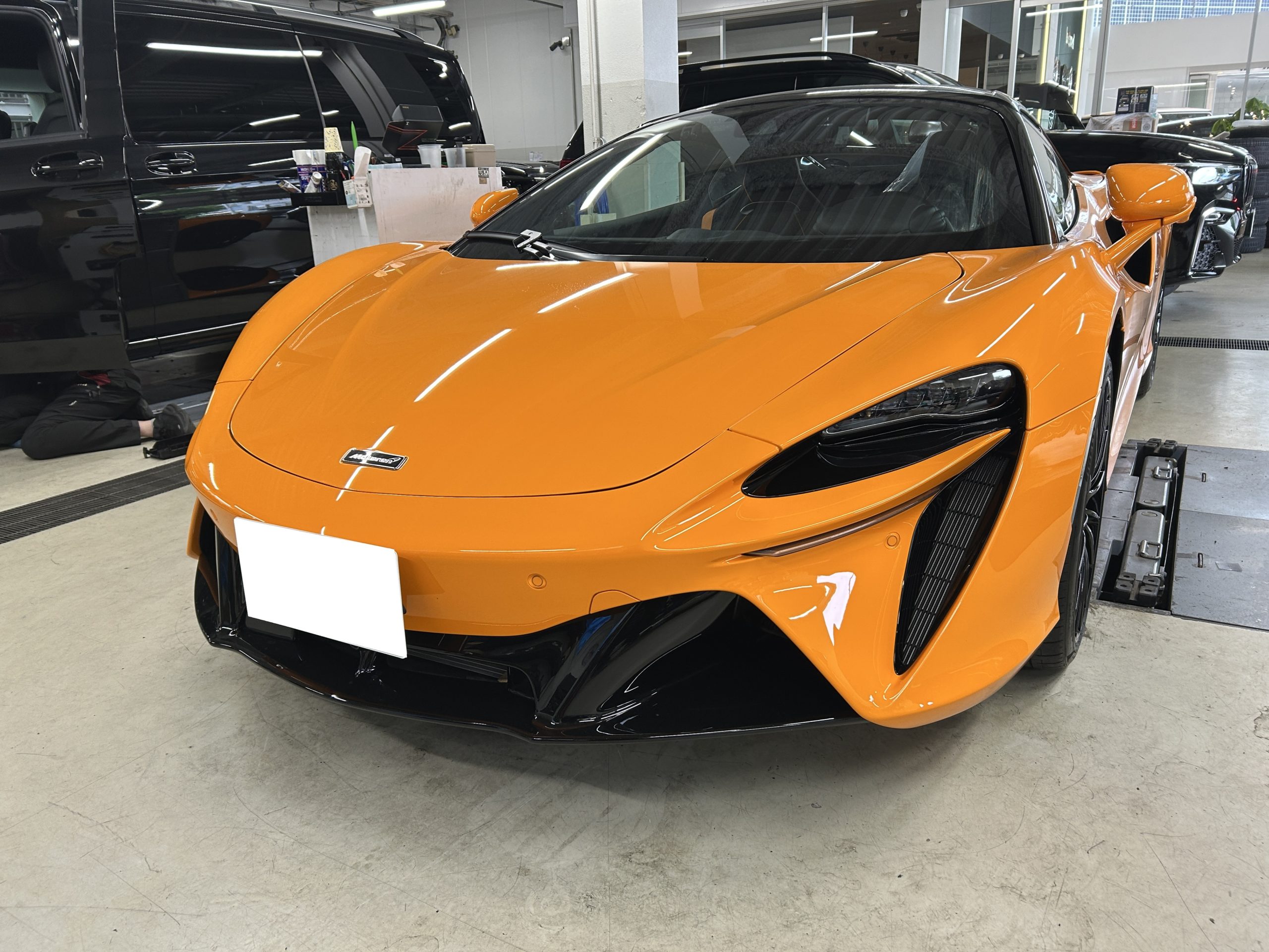 マクラーレン　アルトゥーラ　スパイダー　デジタルインナーミラー　アルパイン　ＡＬＰＩＮＥ　BOND　ボンド　葛飾　東京