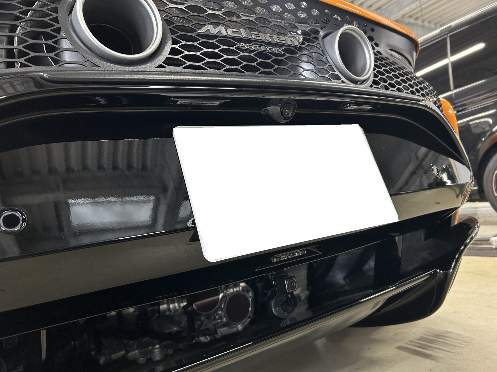 マクラーレン　アルトゥーラ　スパイダー　デジタルインナーミラー　アルパイン　ＡＬＰＩＮＥ　BOND　ボンド　葛飾　東京