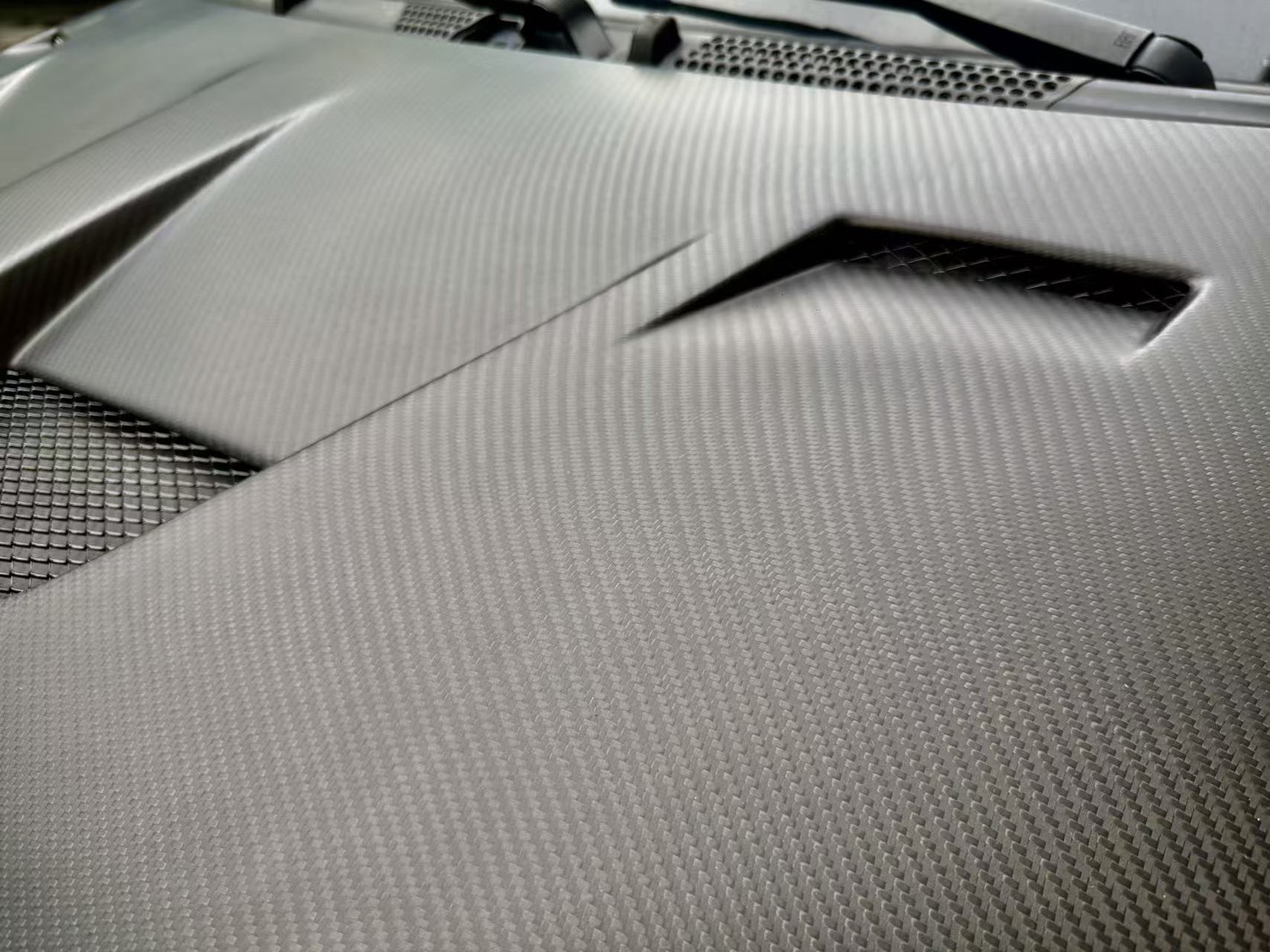 フィアット　FIAT　アバルト595　アバルト695　カーボンボンネット　BOND　ボンド　葛飾　東京都　カスタム