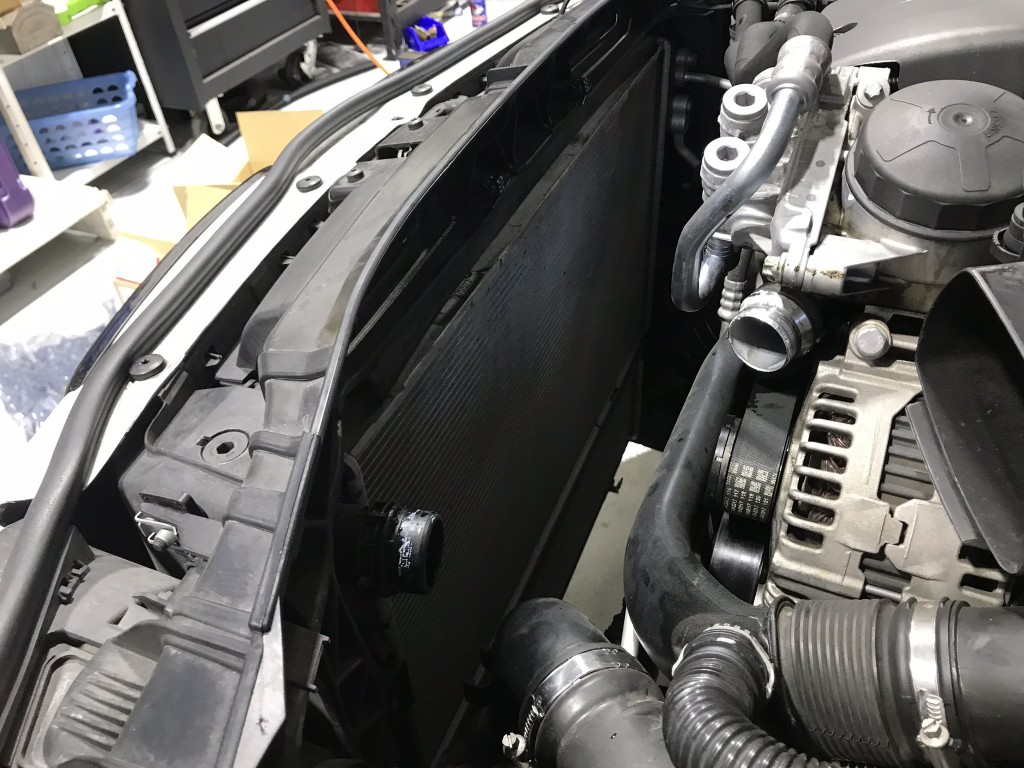 BMW E82 135i オーバーヒート修理