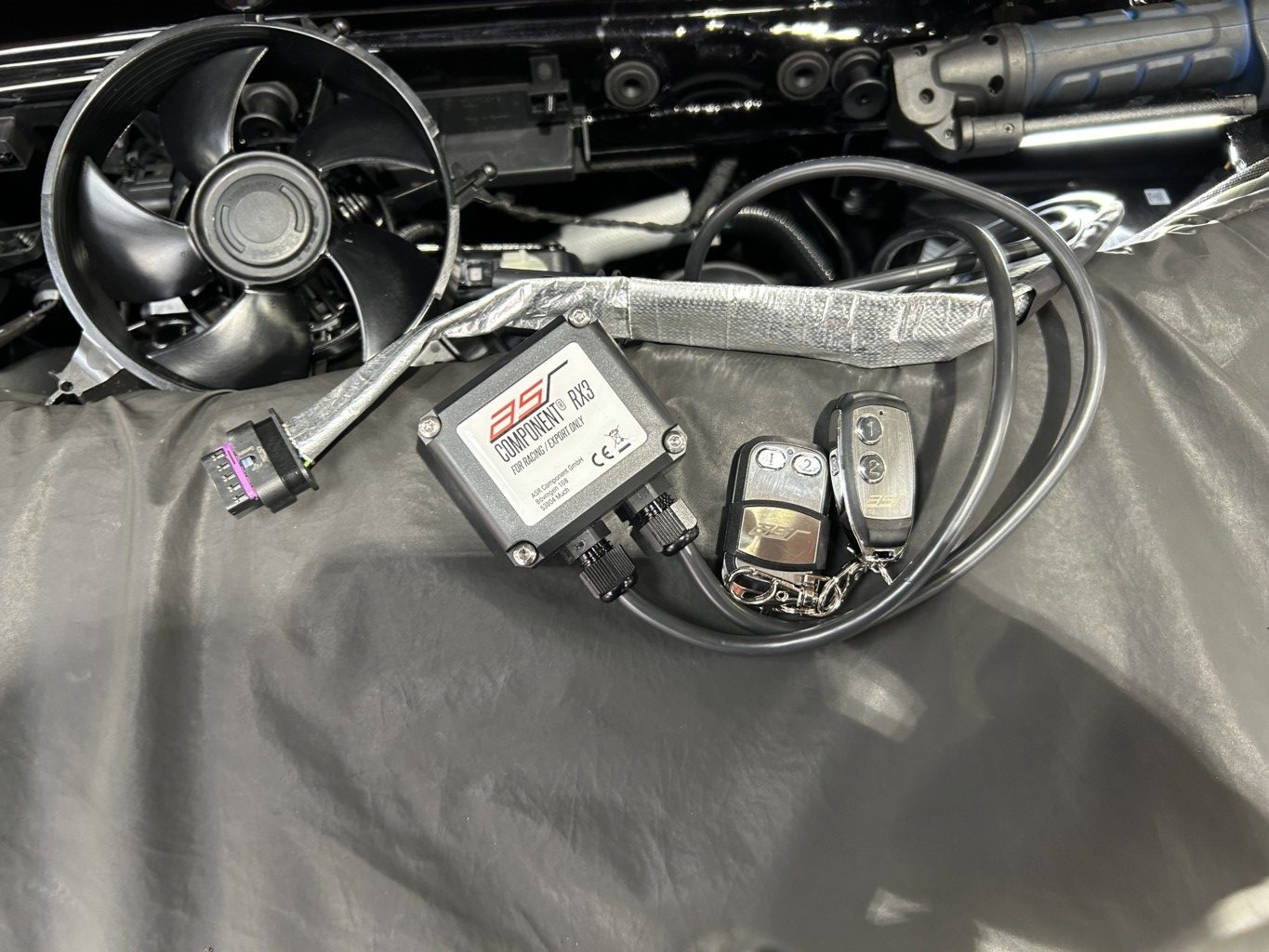 PORSCHE 911 マフラーバルブ 992.2 ASR