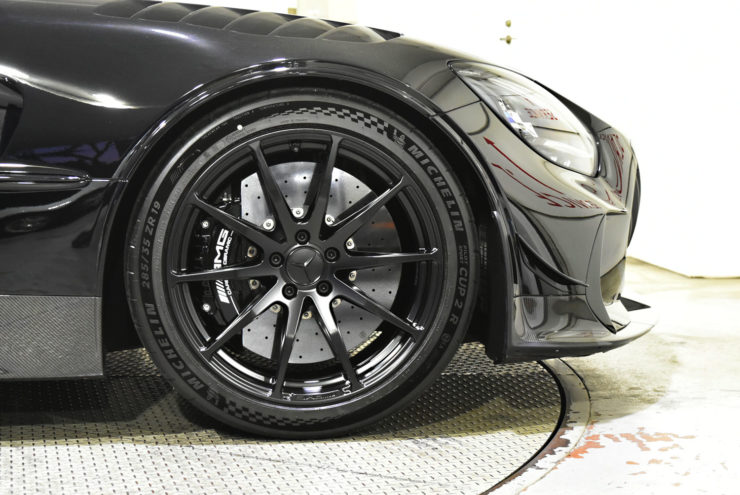 AMG　メルセデスベンツ　GT　ブラックシリーズ　エンブレムペイント　ブラックアウト　カスタム　名古屋　ホイールペイント