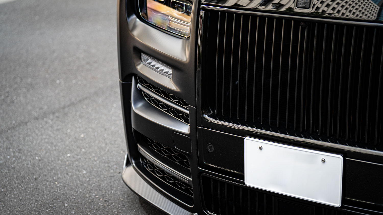 ロールスロイス ファントム8 シリーズ2 マンソリー ローダウン 24インチ マットブラック ブラックアウト プロテクションフィルム カスタム 名古屋