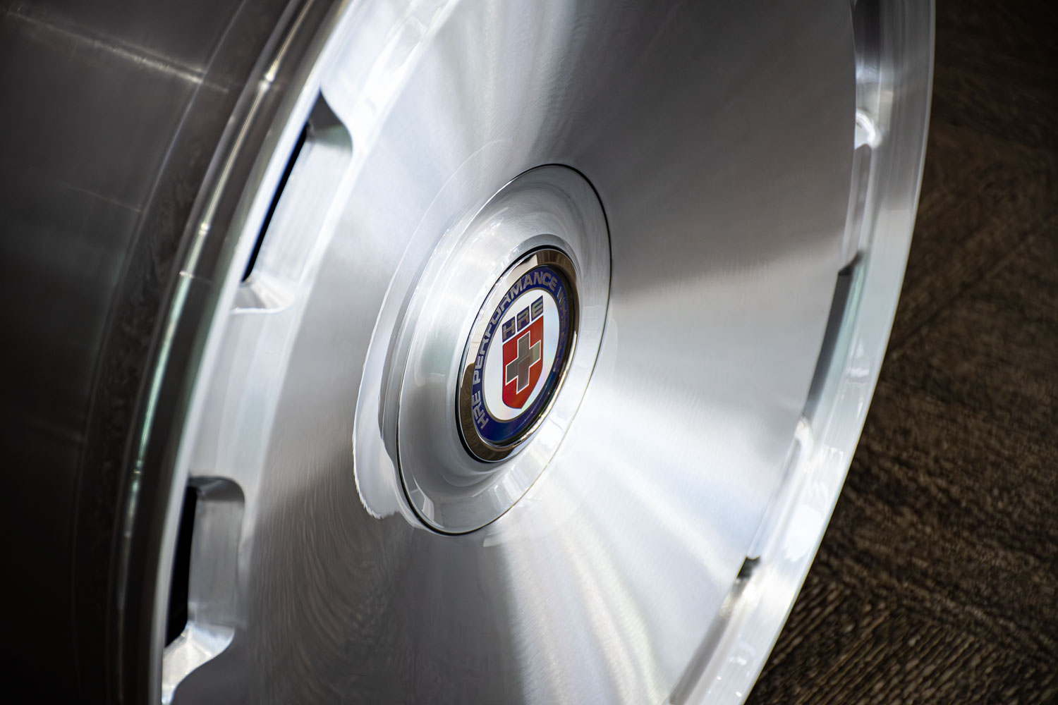 HRE アメ鍛 ホイール 24インチ L108M 1ピース ブラッシュド カスタム 名古屋