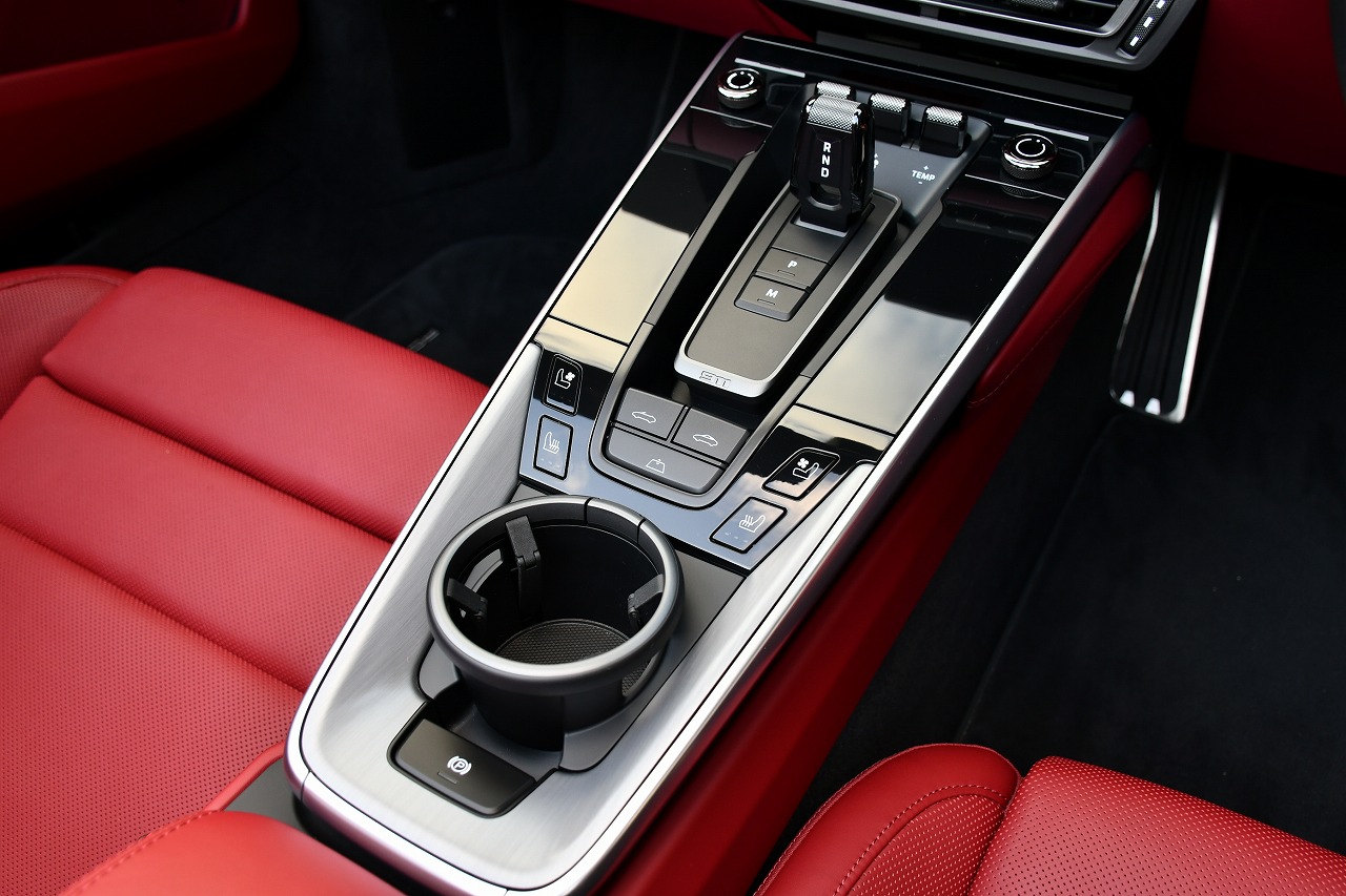 ポルシェ 911 992 カレラS カブリオレ