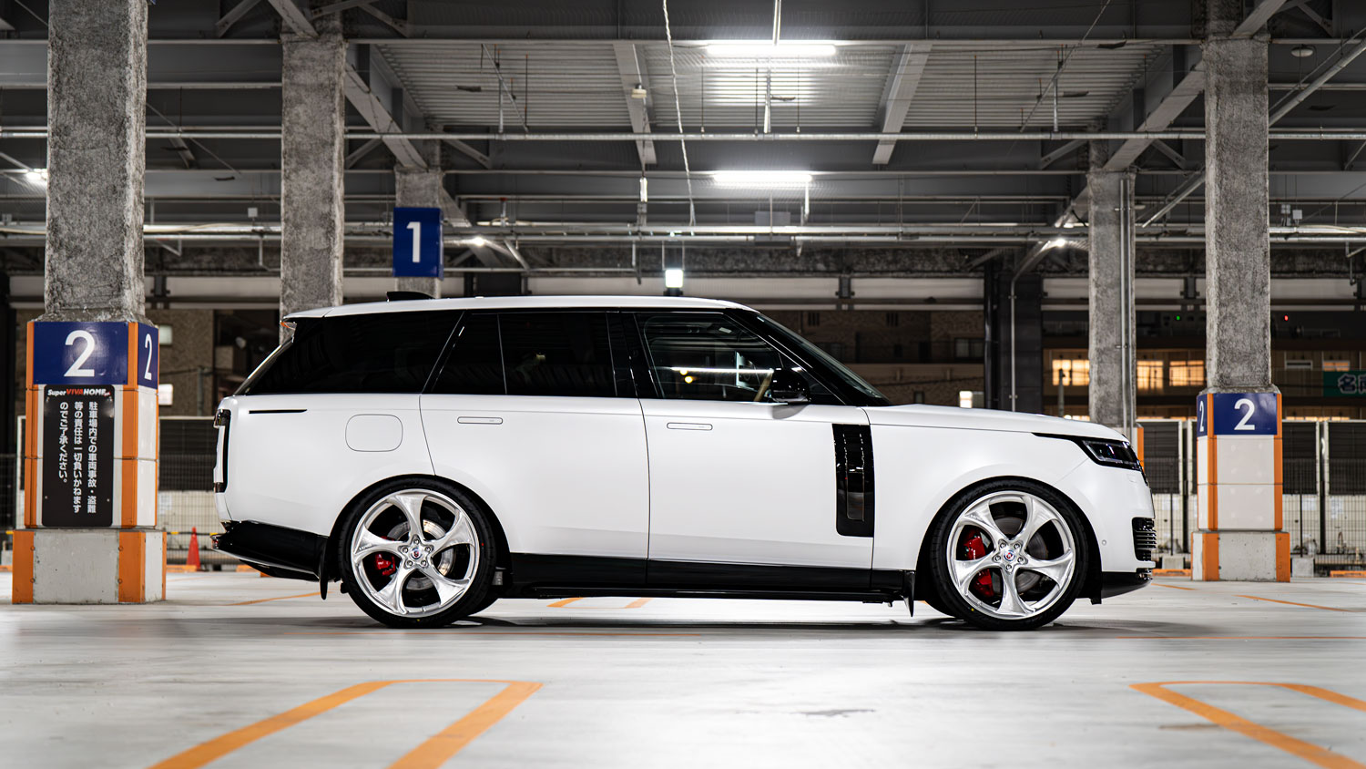 レンジローバー SV RANGEROVER ローダウン ホイール アメ鍛 HRE 522M 24インチ ブラックアウト プロテクションフィルム カスタム 名古屋