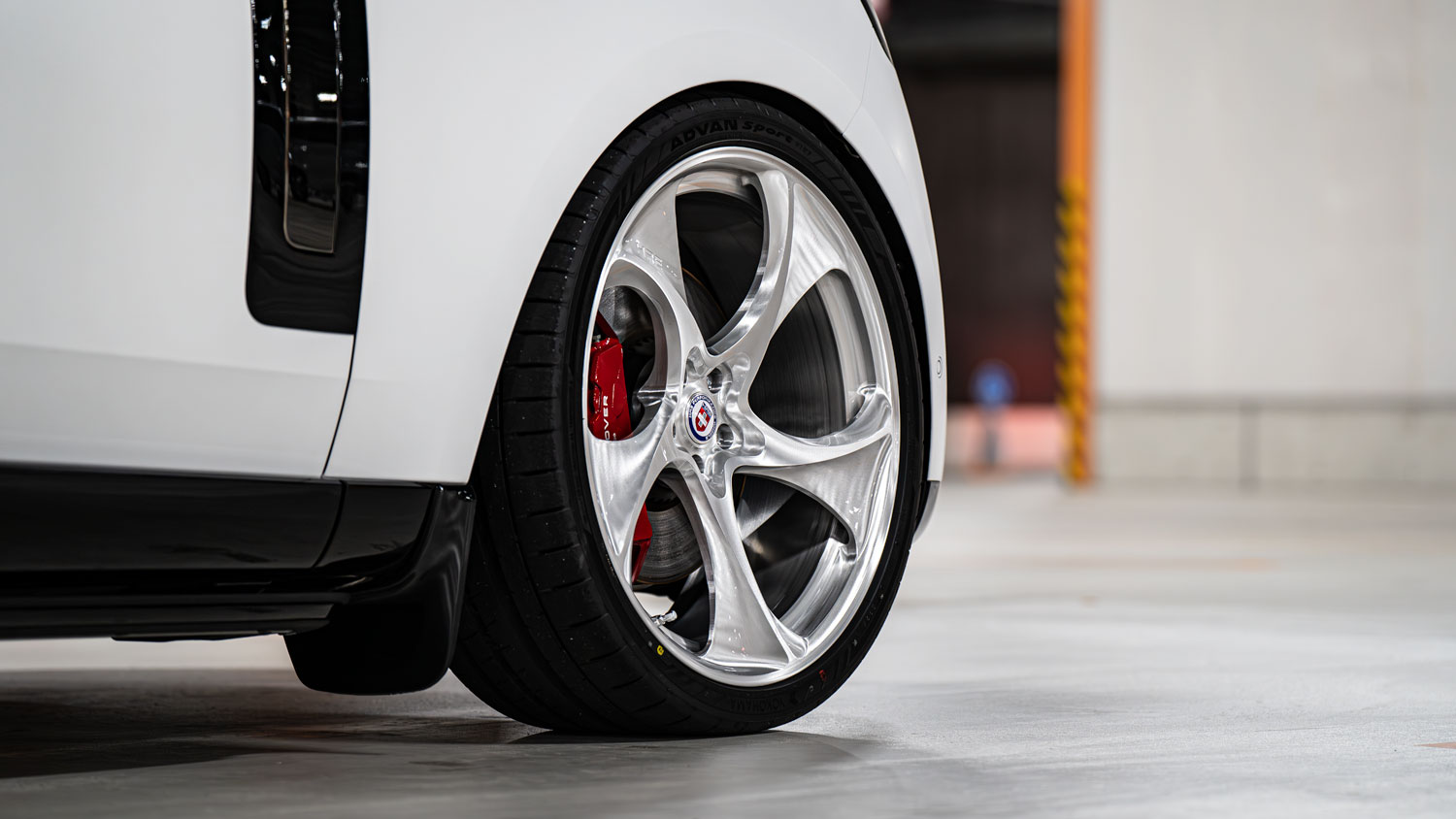 レンジローバー SV RANGEROVER ローダウン ホイール アメ鍛 HRE 522M 24インチ ブラックアウト プロテクションフィルム カスタム 名古屋