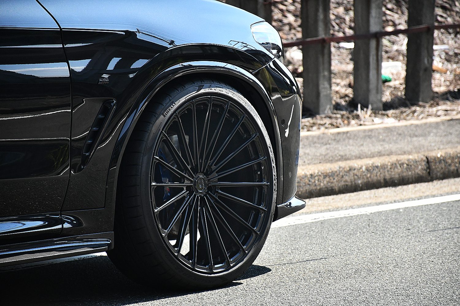 愛知県 名古屋 BMW G02 X4 カスタム ローダウン BCフォージド 3Dデザイン リップ KW 22インチ ブラックアウト ボンド ボンド名古屋