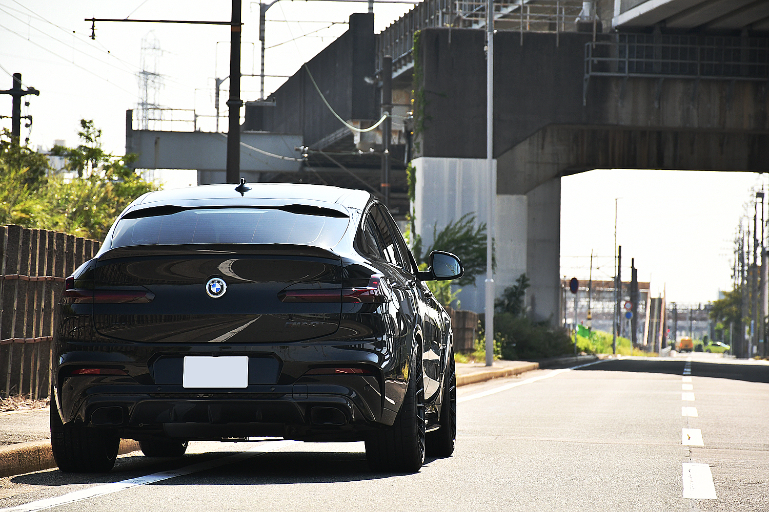 愛知県 名古屋 BMW G02 X4 カスタム ローダウン BCフォージド 3Dデザイン リップ KW 22インチ ブラックアウト ボンド ボンド名古屋