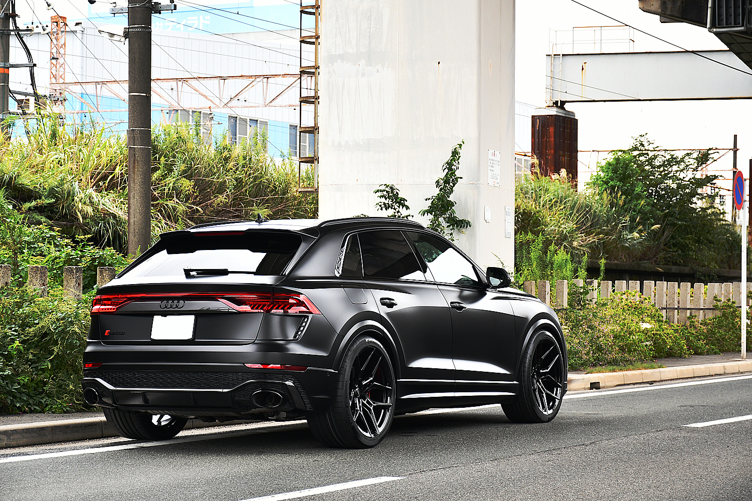 愛知県　名古屋　AUDI　RSQ8　カスタム　VOSSEN　ホイール　23インチ　アウディ　ヴォッセ　ボンド　ボンド名古屋