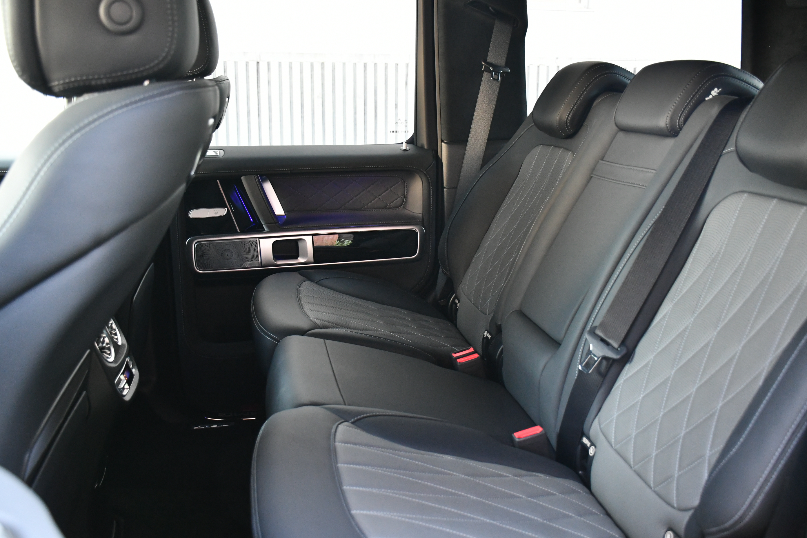 ボンドカーズ名古屋 bond cars NAGOYA ベンツ MercedesBenz MercedesAMG G63 マヌファクトゥーアインテリア+ マヌファクトゥーアプログラム+ オブシディアンブラック 左ハンドル W463A ブラッシュガード ブラックアウト 在庫車 新入庫