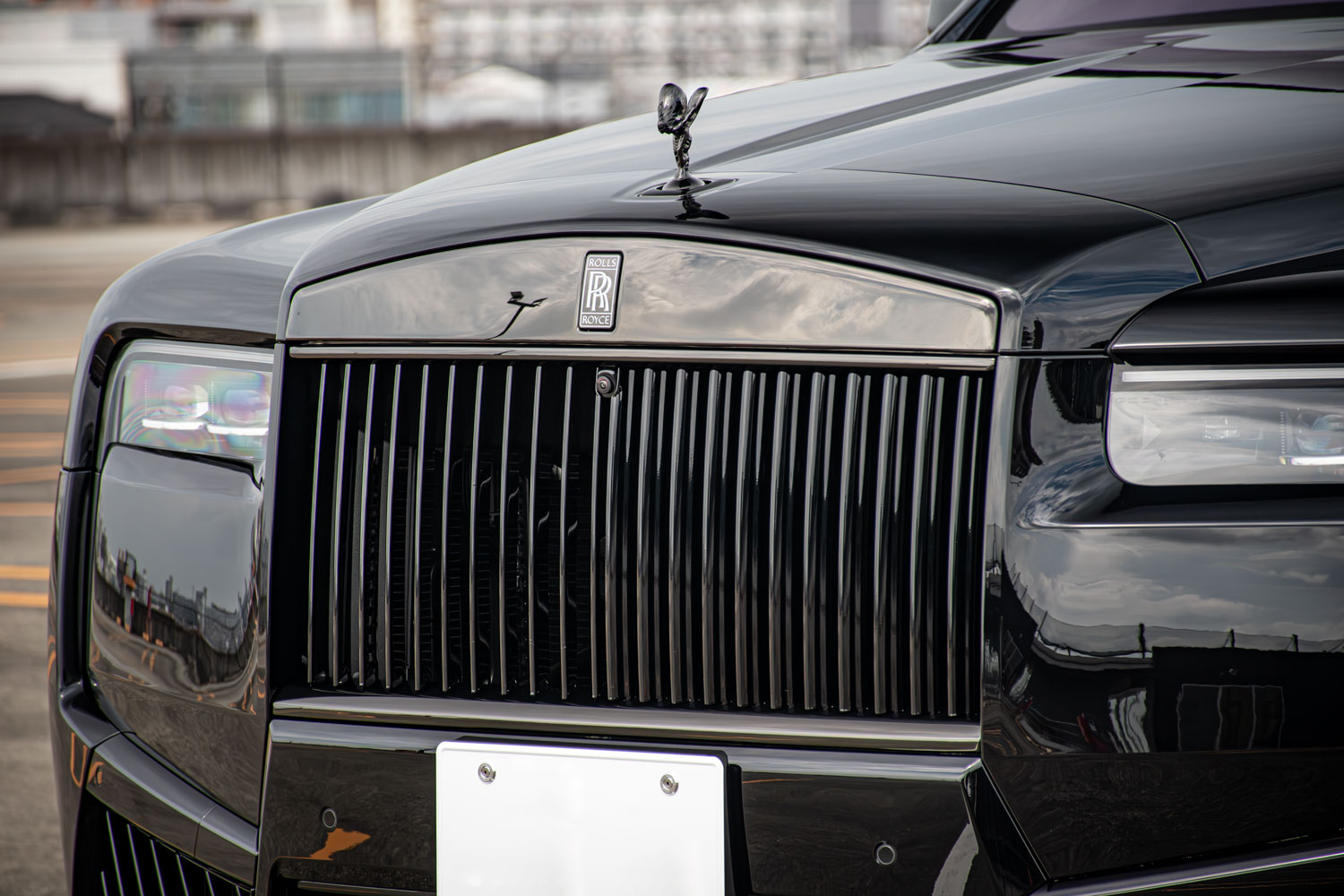 ロールスロイス　カリナン　シリーズ2　ブラックバッジ　ローダウン　ホイール　アメ鍛　AL13　24インチ　ブラックアウト　カスタム　名古屋