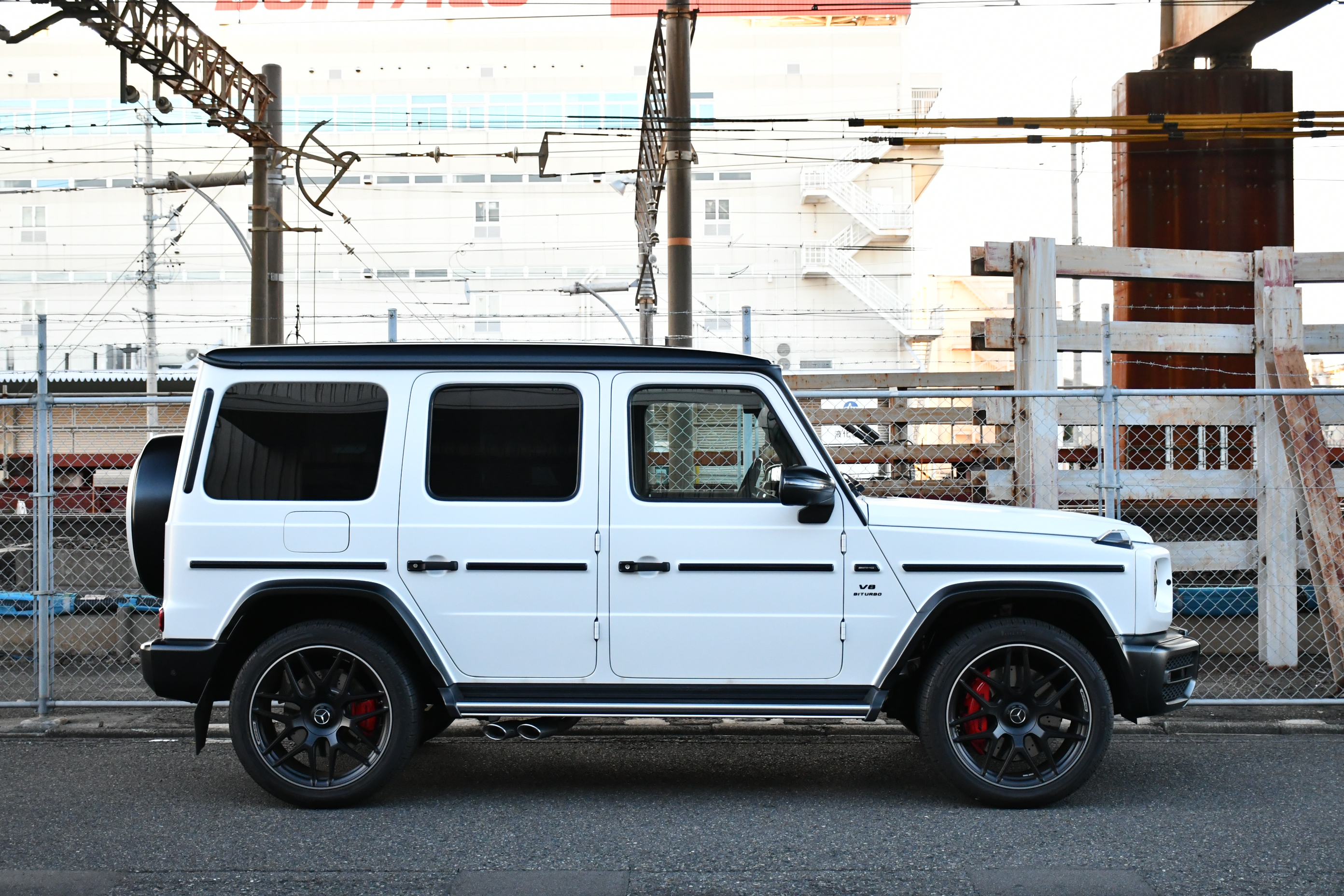 ボンドカーズ名古屋　bond cars NAGOYA　G63　マグノオパリスホワイト　マグノヒーローエディション　AMG　カーボンインテリア　マットホワイト　限定車　ナイトパッケージ