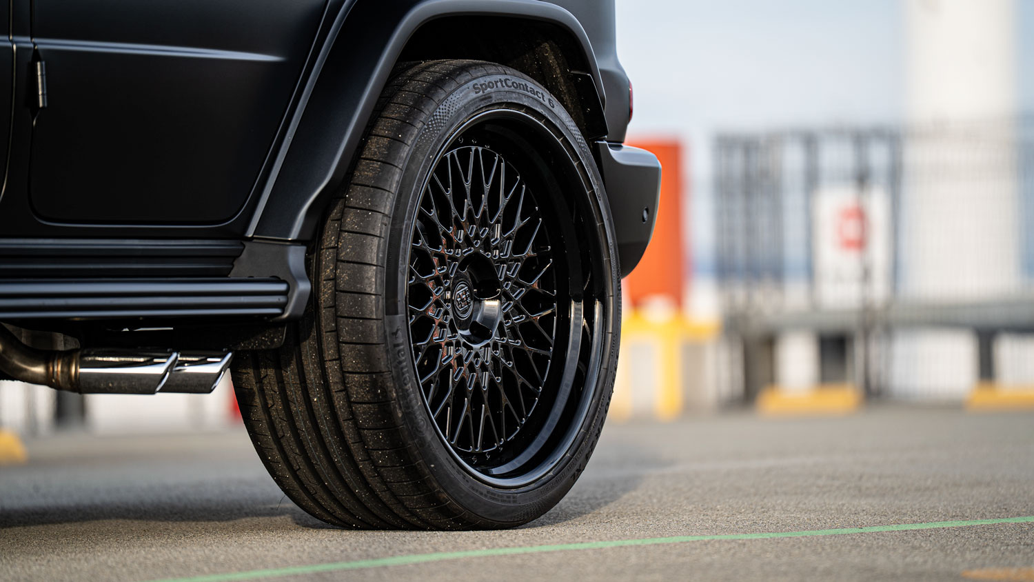 メルセデスベンツ AMG Gクラス W465 G63 ローダウン ブラックアウト プロテクションフィルム ホイール HRE アメ鍛 24インチ カーボンステアリング カスタム 名古屋