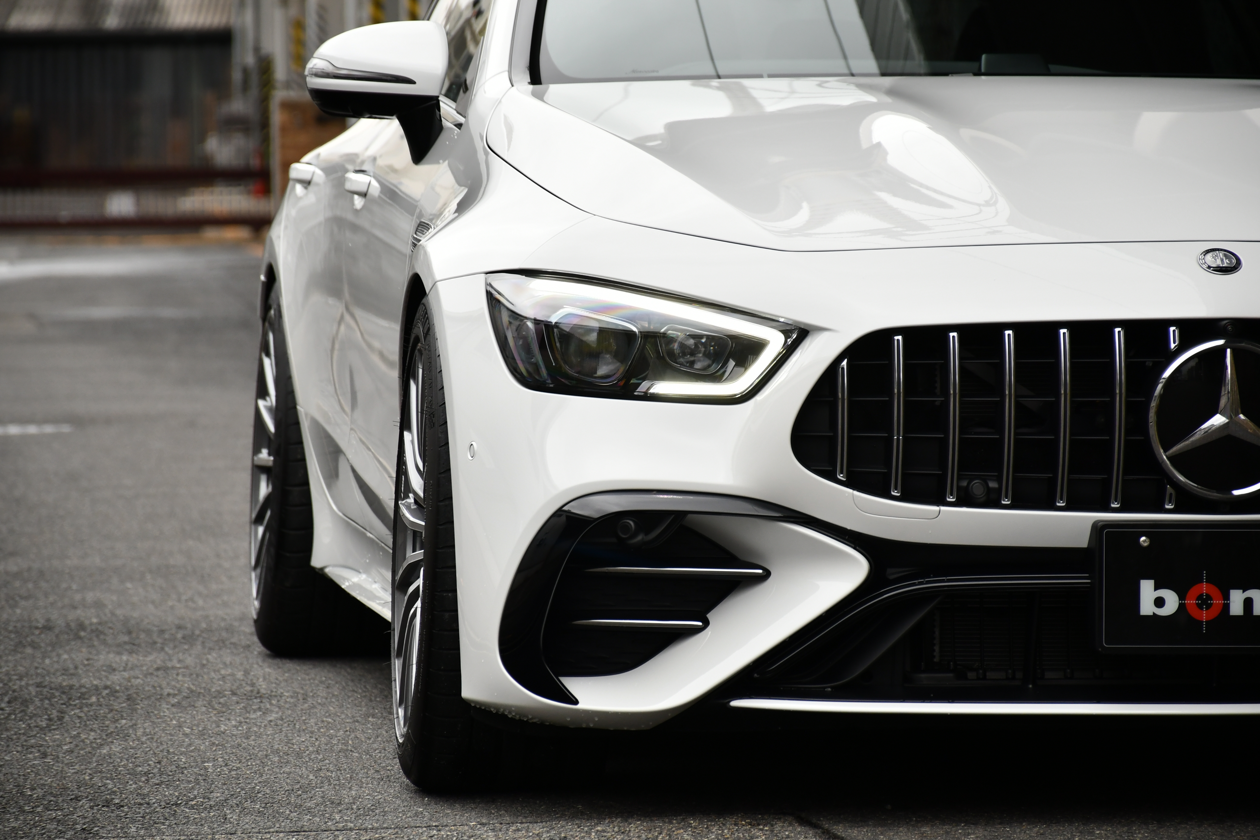 ボンドカーズ名古屋 bond cars NAGOYA メルセデスベンツ MercedesAMG GT43 GT43 AMG RIDE CONTROL+パッケージ オパリスホワイト Burmesterサラウンド MercedesAMG GT43 4MATIC+ 在庫車 新入庫 ヘッドアップディスプレイ 右ハンドル 正規ディーラー車