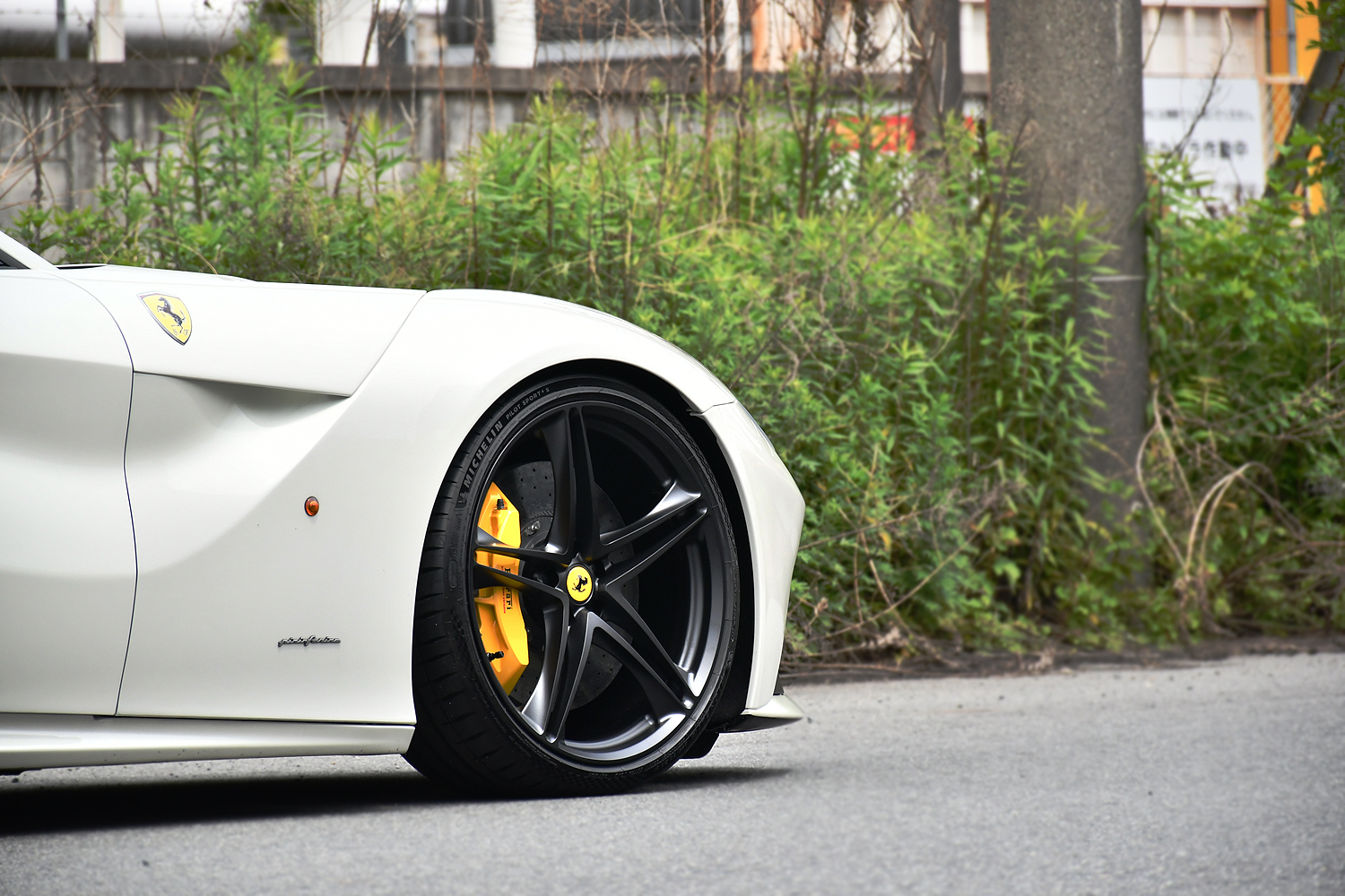 愛知県 名古屋 フェラーリ カスタム FERRARI F12 ローダウン ホイール HRE 22インチ P207 ボンド ボンド名古屋