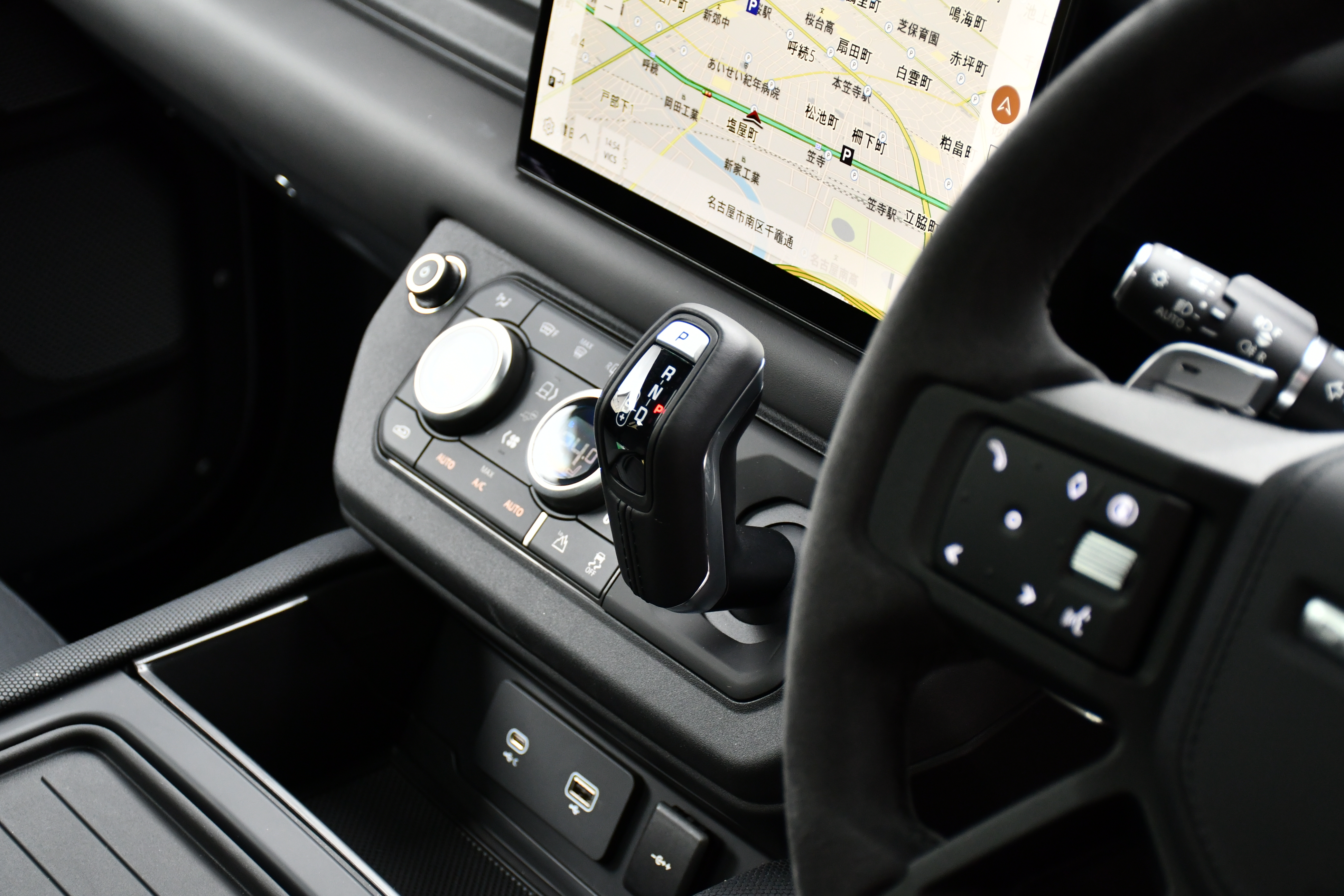 ボンドカーズ名古屋 bond cars NAGOYA ランドローバー LAND ROVER ディフェンダー Defender 110 カルパチアンエディション Carpathian Edition エアサス ディーラー車 スライディングパノラマルーフ ベンチレーション 5000㏄ 新入庫 在庫車