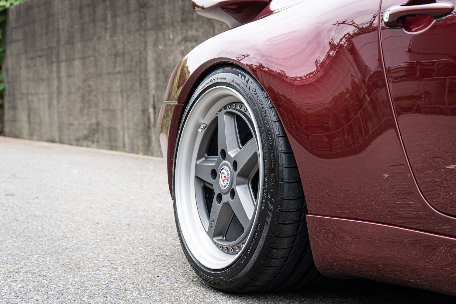 Porsche ポルシェ 993 ローダウン ホイール HRE アメ鍛 KW 車高調 カスタム 名古屋