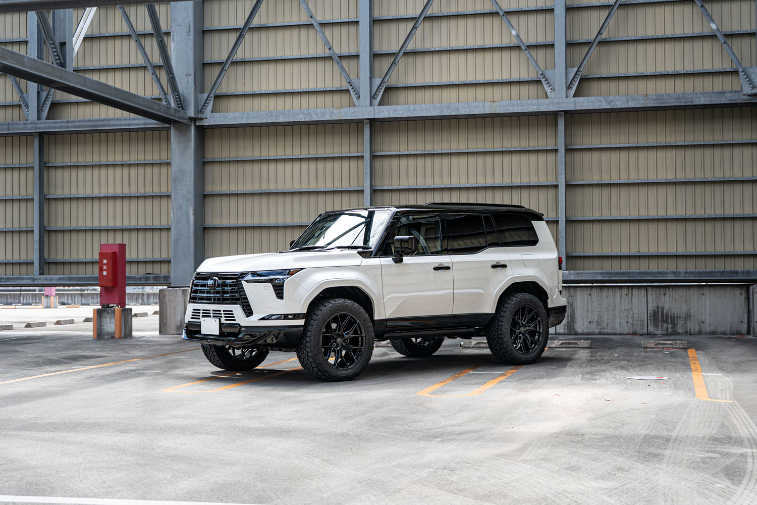 レクサス LEXUS GX550 GX リフトアップ ホイール 22インチ VOSSEN ブラックアウト カスタム 名古屋