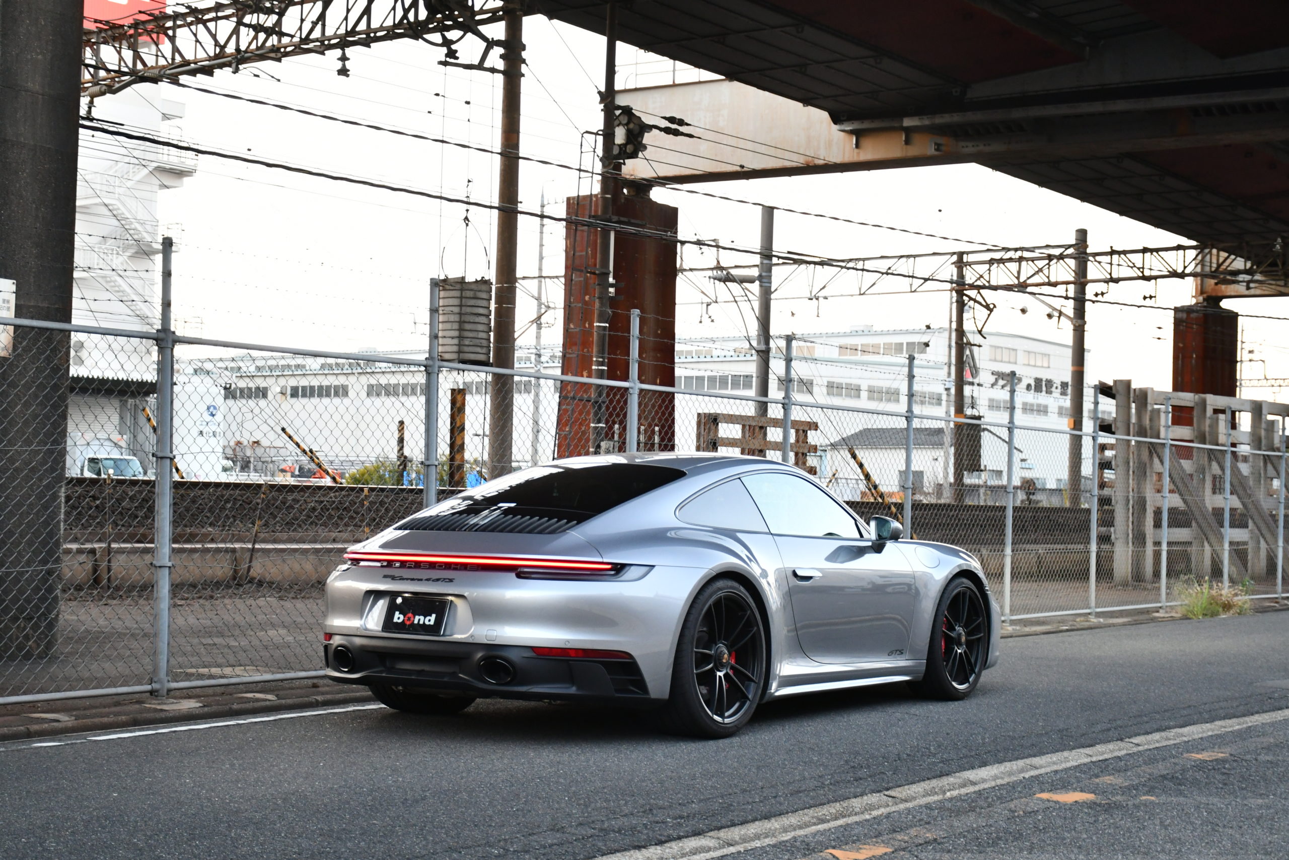 ボンドカーズ名古屋 bond cars NAGOYA PORSCHE ポルシェ 911 992.1 カレラ Carrera4GTS フロントリフター BOSEサウンド 左ハンドル 正規ディーラー車 スポーツクロノパッケージ シートヒーター GTSインテリア レッドキャリパー 360°カメラ LEDヘッドライト 在庫車 新入庫