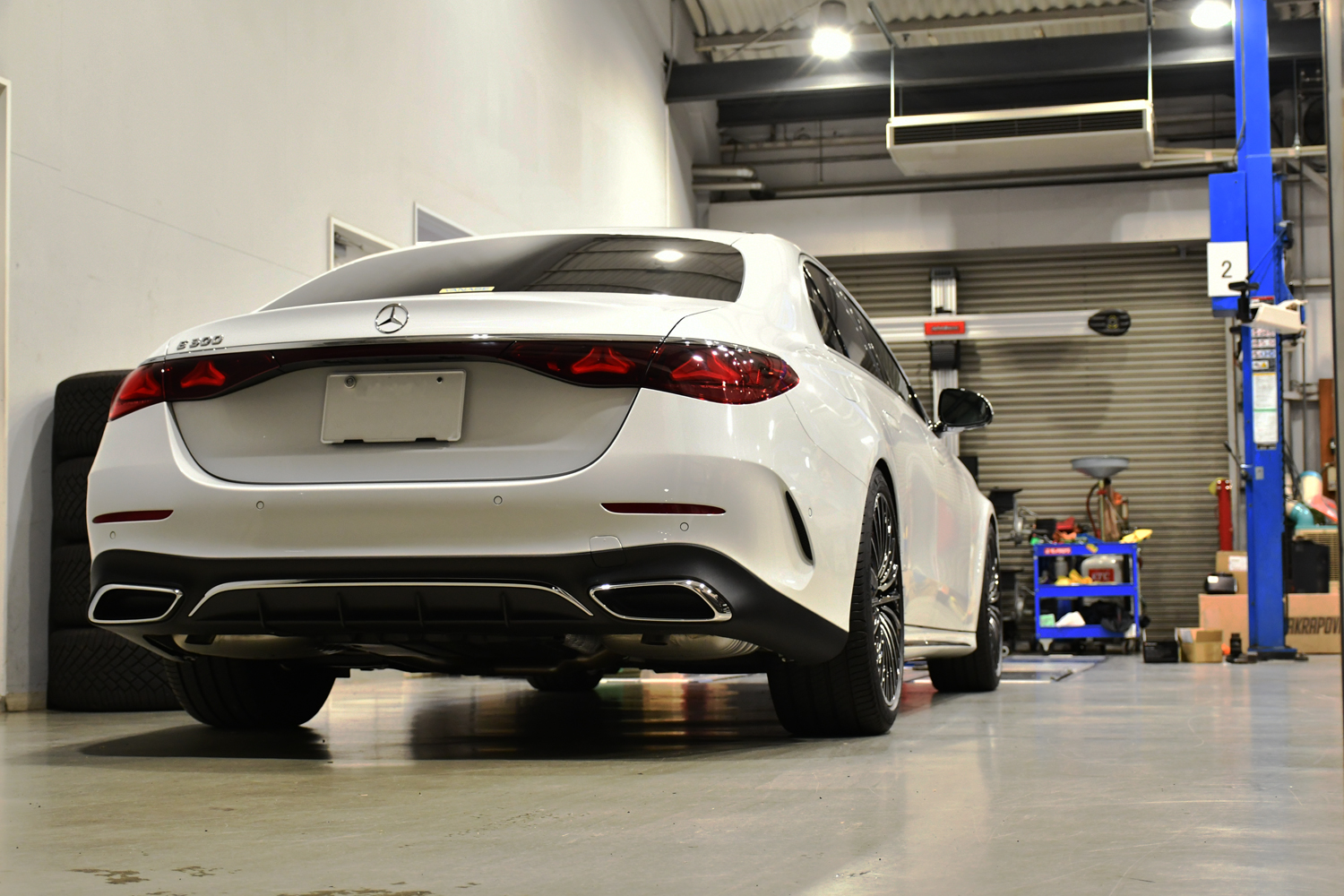 愛知県 名古屋 ベンツ カスタム W214 Eクラス E300 ボンド ボンド名古屋 ローダウン スペーサー