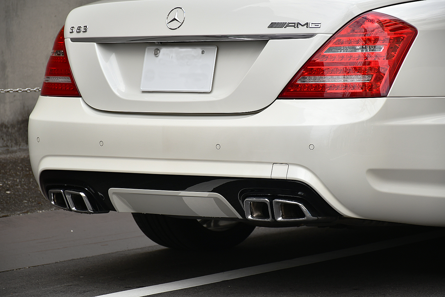 愛知県 名古屋 ベンツ カスタム W221 S63 AMG ローダウン スペーサー取付け ボンド ボンド名古屋