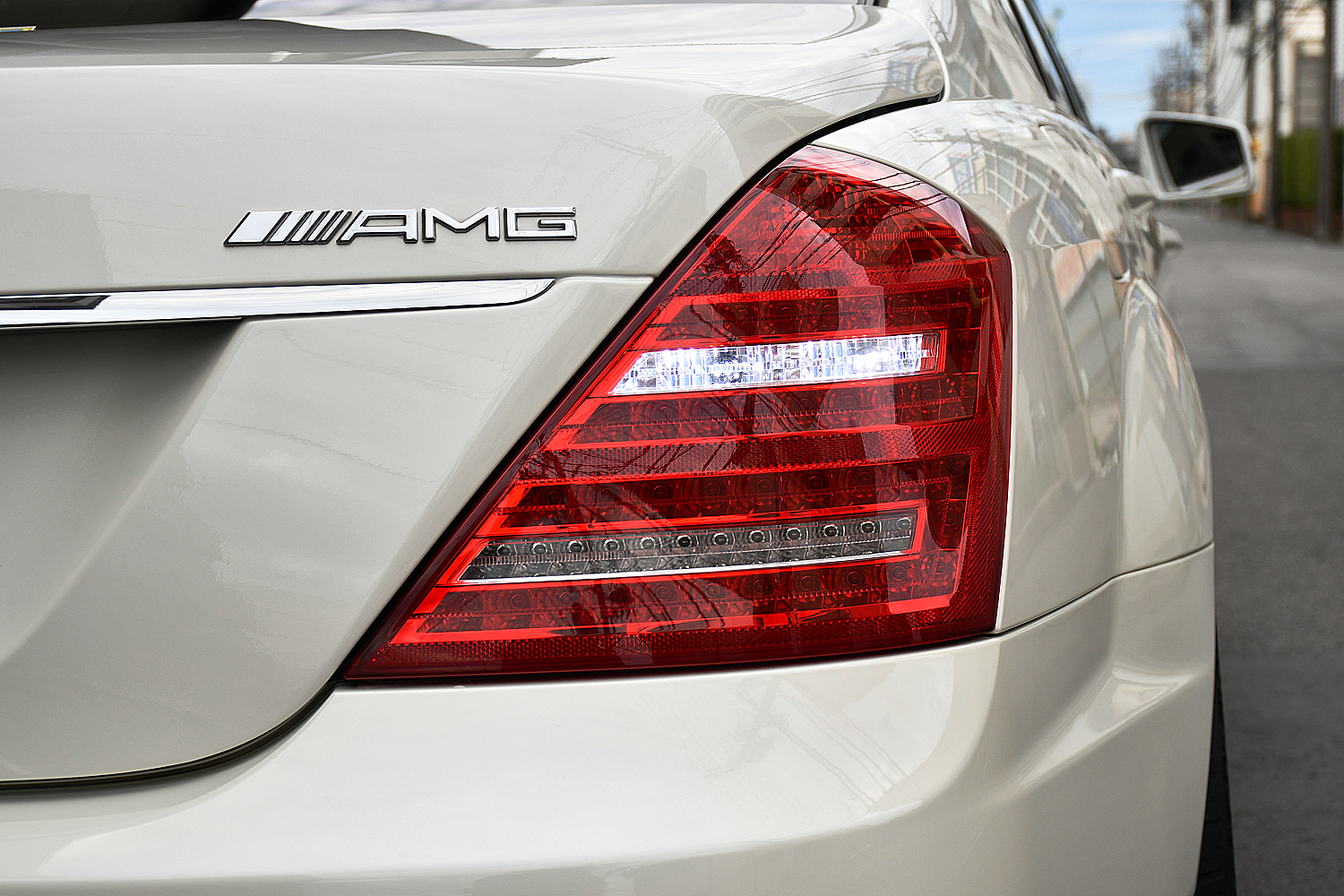 愛知県 名古屋 ベンツ カスタム W221 S63 AMG ローダウン スペーサー取付け ボンド ボンド名古屋