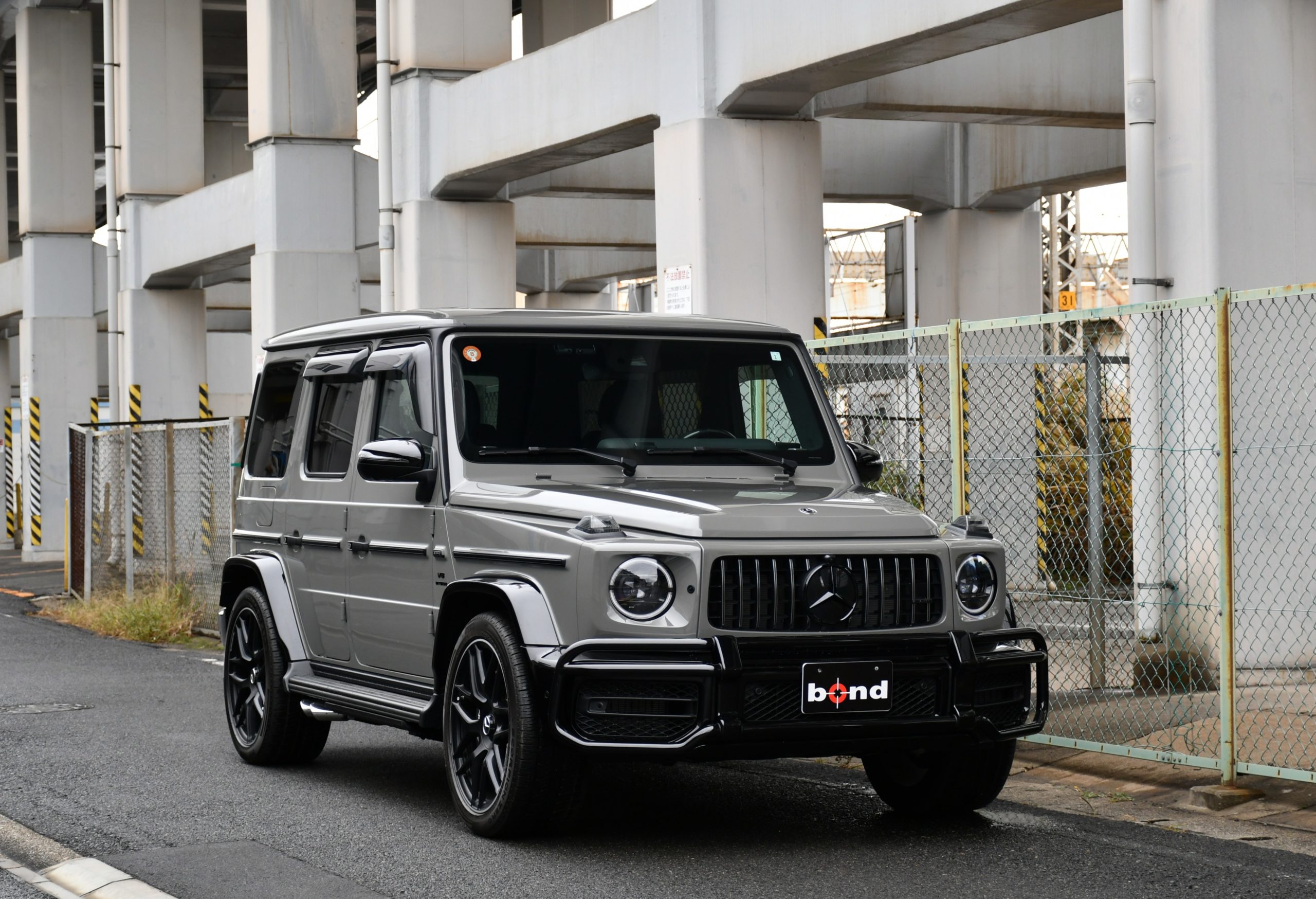 ボンドカーズ名古屋 bond cars NAGOYA ベンツ AMG メルセデスベンツ メルセデセスAMG MercedesAMG G63 マヌファクトゥーアプログラム 左ハンドル バンパーガート ナイトパッケージ 背面タイヤレス 在庫車 正規ディーラー車