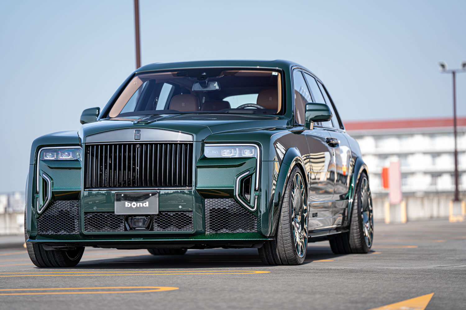 RollsRoyce ロールスロイス Cullinan カリナン ブラックバッジ シリーズⅡ ローダウン ブラバス BRABUS 24インチ ホイール カスタム 名古屋 東京オートサロン