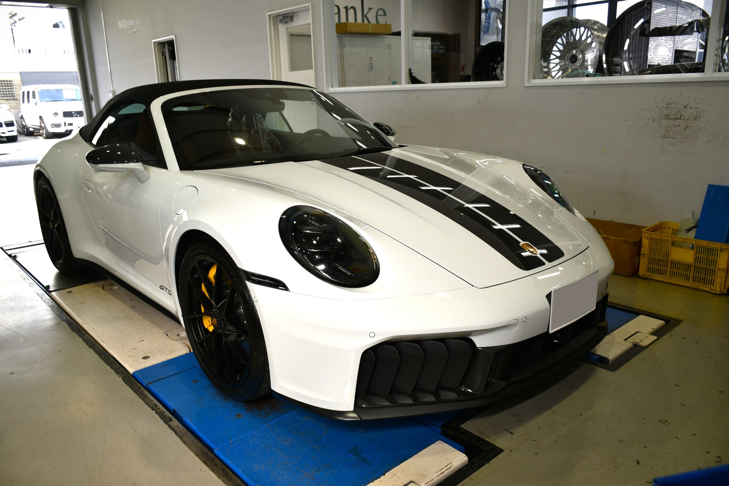 愛知県　名古屋 ポルシェ　Porshce　992.2　GTS　ASR取り付け　ボンド　ボンド名古屋