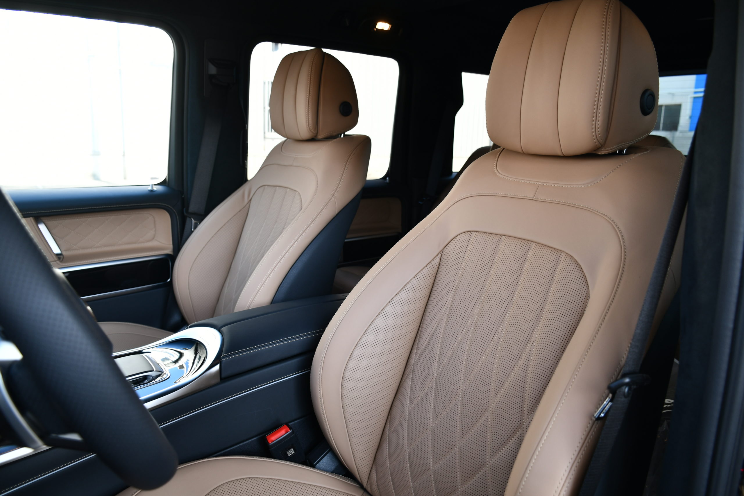 ボンドカーズ名古屋　bond cars NAGOYA　MercedesBenz　メルセデスベンツ　G450d　左ハンドル　正規ディーラー車　マヌファクトゥーア　新型　新入庫　在庫車　W465