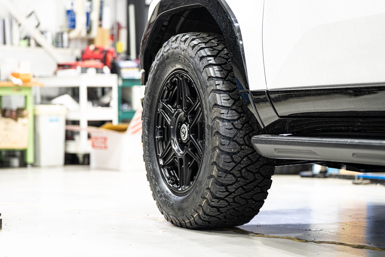 レクサス LEXUS GX550 オーバートレイル シボ取りペイント ルーフラッピング ホイール HRE フローフォーム FT1 20インチ カスタム 名古屋