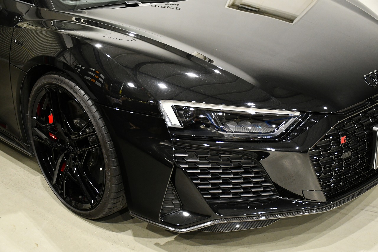 アウディ R8 在庫