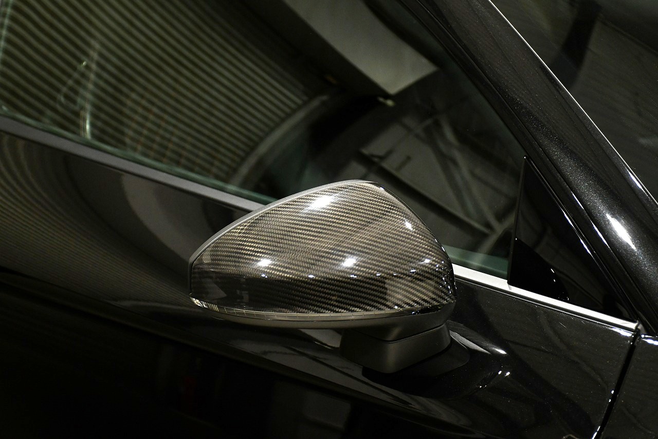 アウディ R8 在庫