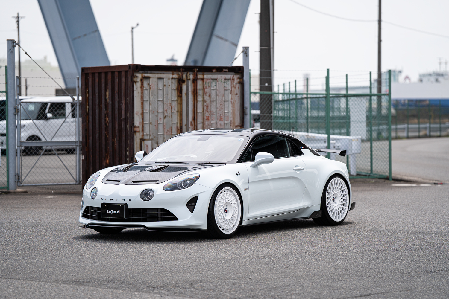 アルピーヌ　ALPINE　A110R　ローダウン　ダウンサス　ホイール　HRE　アメ鍛　インチアップ　カスタム　名古屋