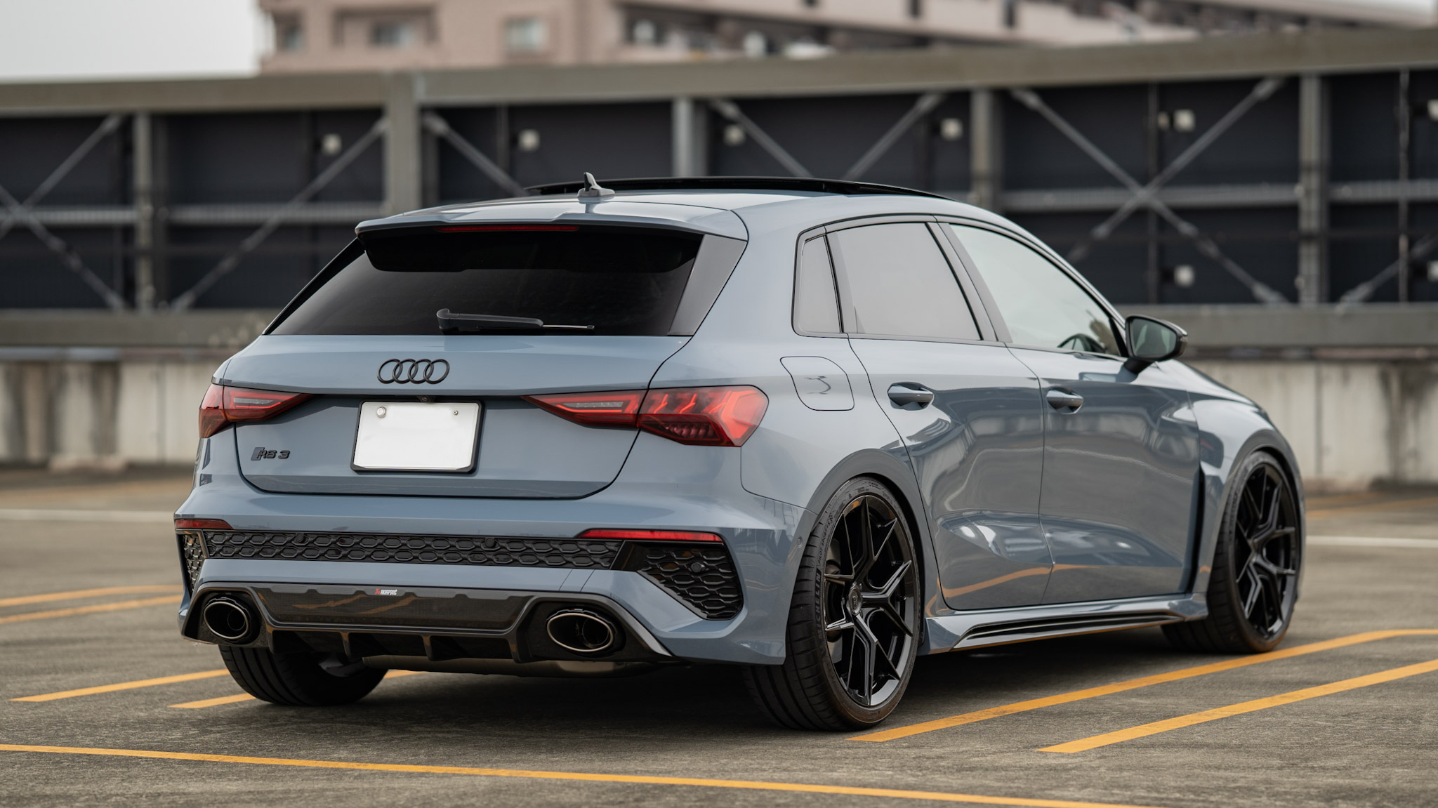アウディ RS3 AUDI EVENTURI インテーク交換 マフラー AKRAPOVIC カーボン ディフューザー ボンド ボンド名古屋 愛知県 名古屋 カスタム