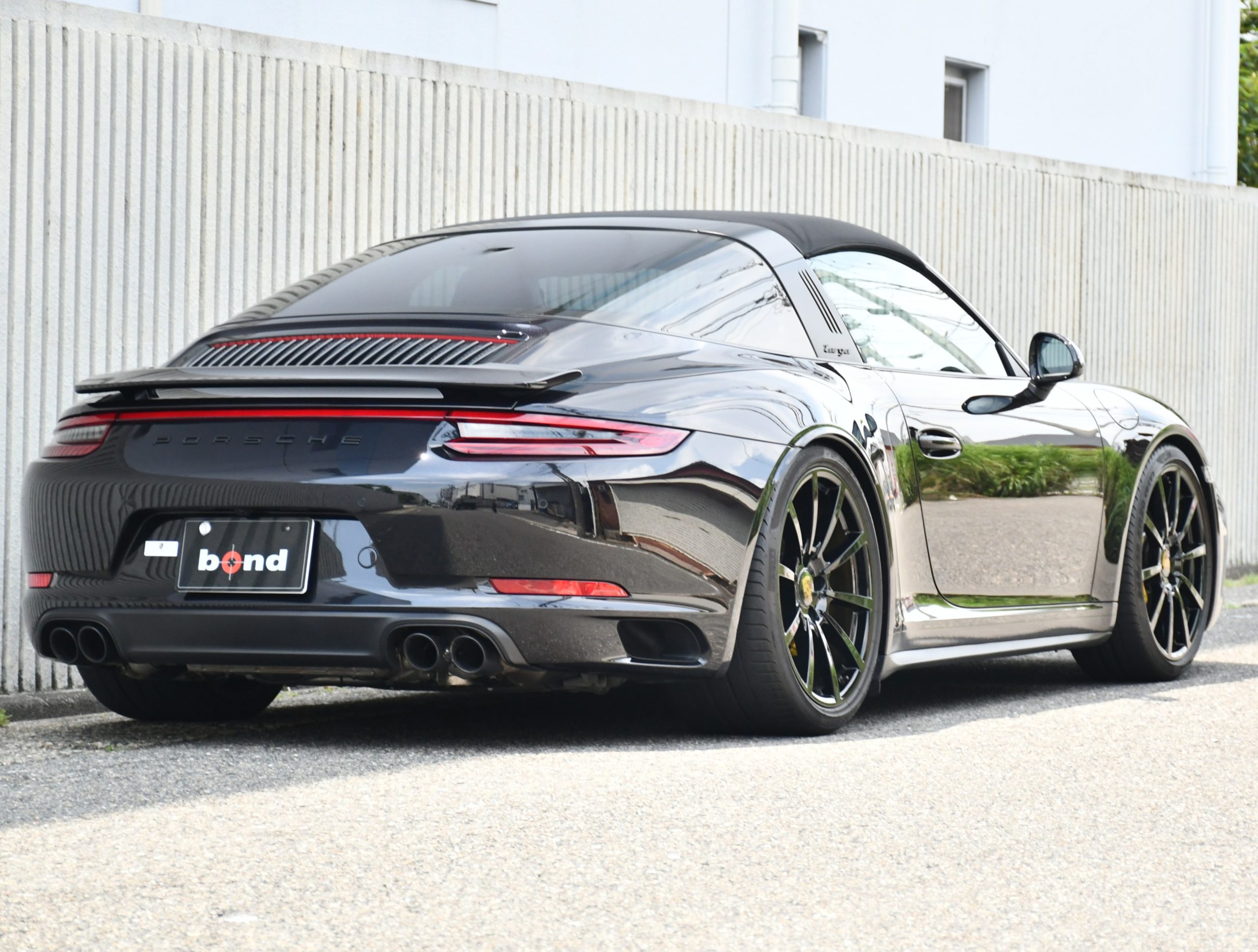 ポルシェ911 タルガバー PDK PDLS+ パークアシスト スポーツクロノパッケージ レザーインテリア エントリー&ドライブシステム スモーカーパッケージ