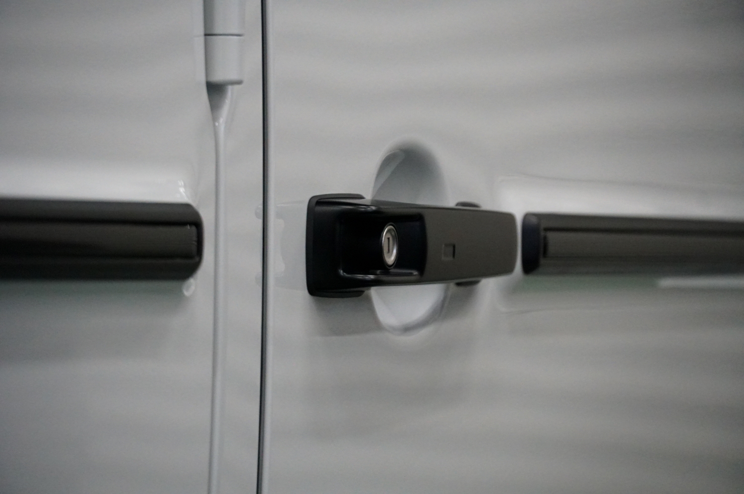 W465 AMG G63 BOND 大宮 カスタム IID 電動サイド イージークロージャー ドアクローザー ソフトクローズ ローダウン スペーサー ツライチ ユピテル ZK3000 G450d ボンド大宮