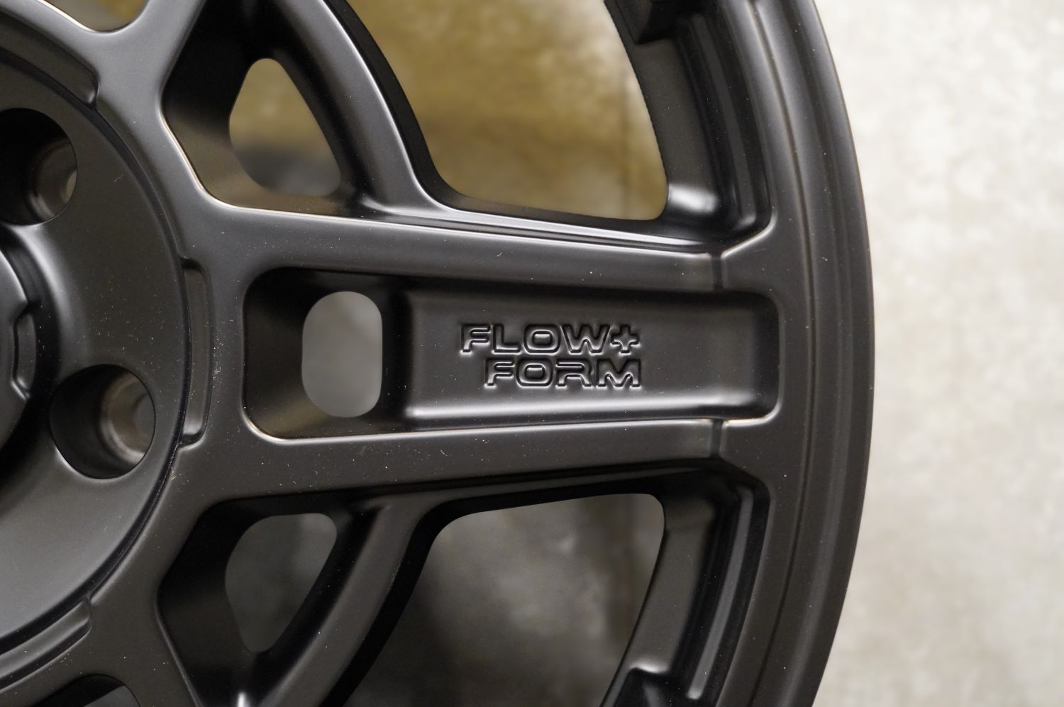 ボンド ボンド大宮 HRE ホイール 20インチ フローフォーム W463A W465 ゲレンデ ディフェンダー ランクル