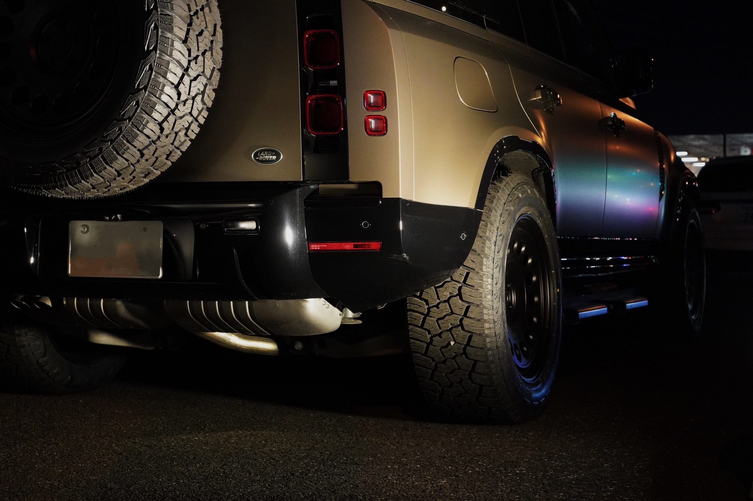 ボンド ボンド大宮 ディフェンダー 110 BC FORGED ヨコハマ シオランダー X-AT 