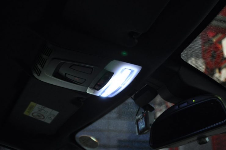 BMW F45 218i アクティブツアラー LED交換　コーディング　カスタム