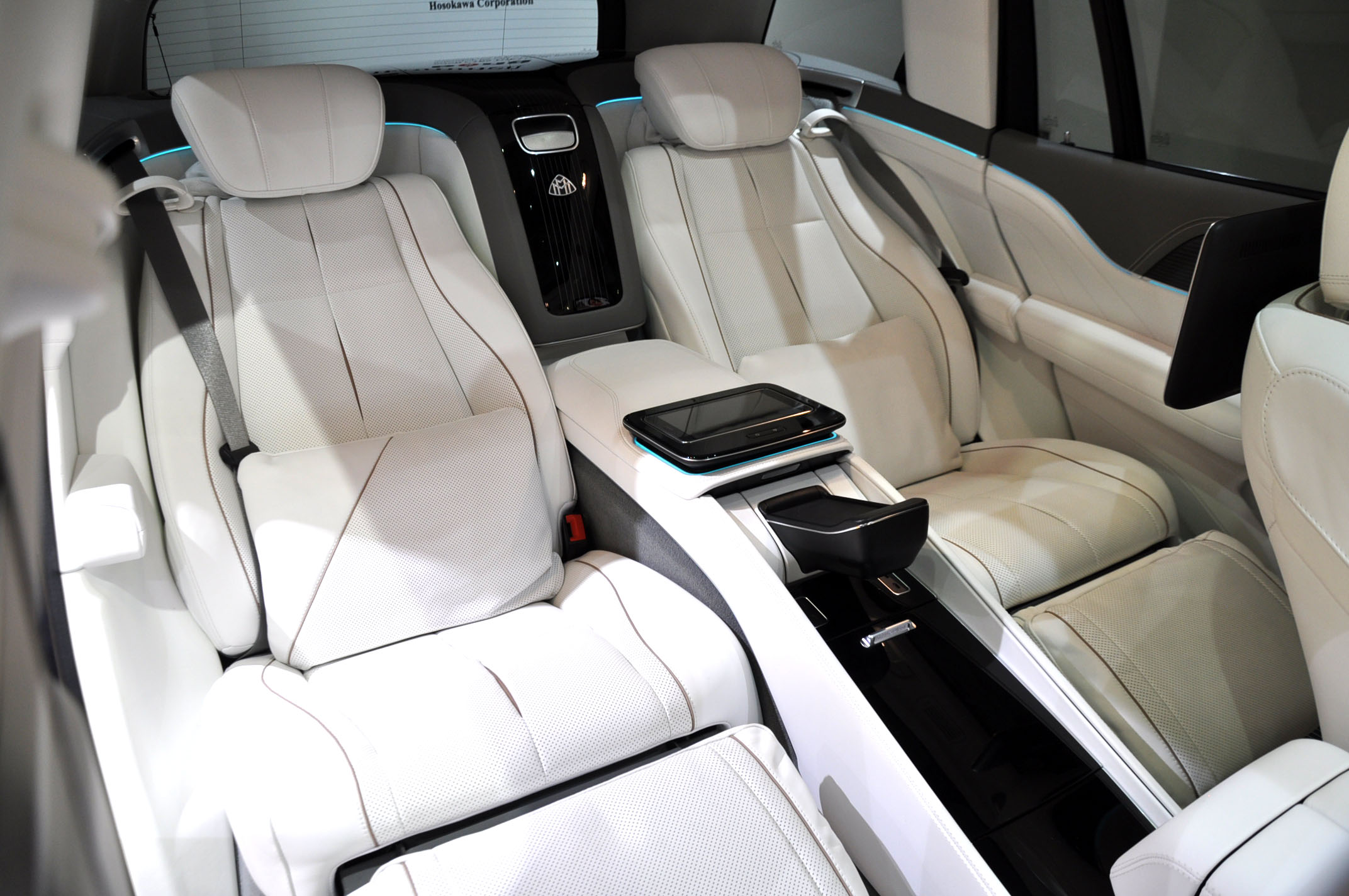MercedesMaybach GLS Edition100 限定車 特別仕様車 ベンツ マイバッハ カスタム ドレスアップ bond ボンド 東京