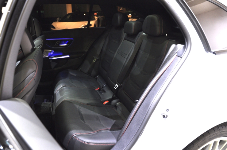 MercedesAMG C-class wagon C43 W206 bond ボンド 東京 輸入車 販売 買取 カスタム ドレスアップ