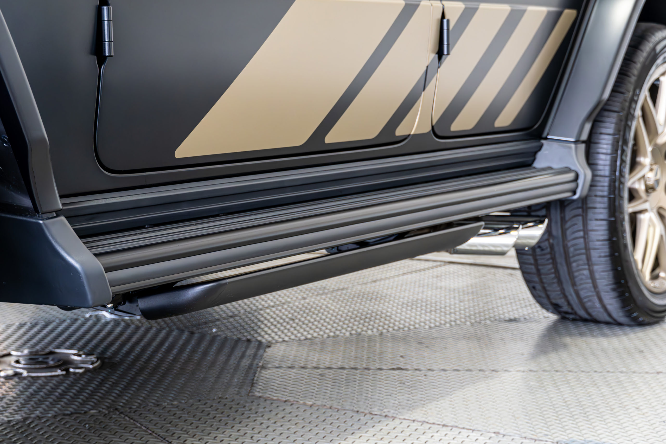 G63 グランドエディション　BRABUS ブラバス　スポイラー　ブラックアウト　カスタム　22インチ