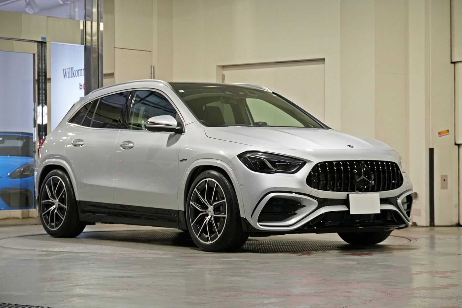 ベンツ　カスタム　ペイント　樹脂パーツペイント　ブラックアウト　カスタム