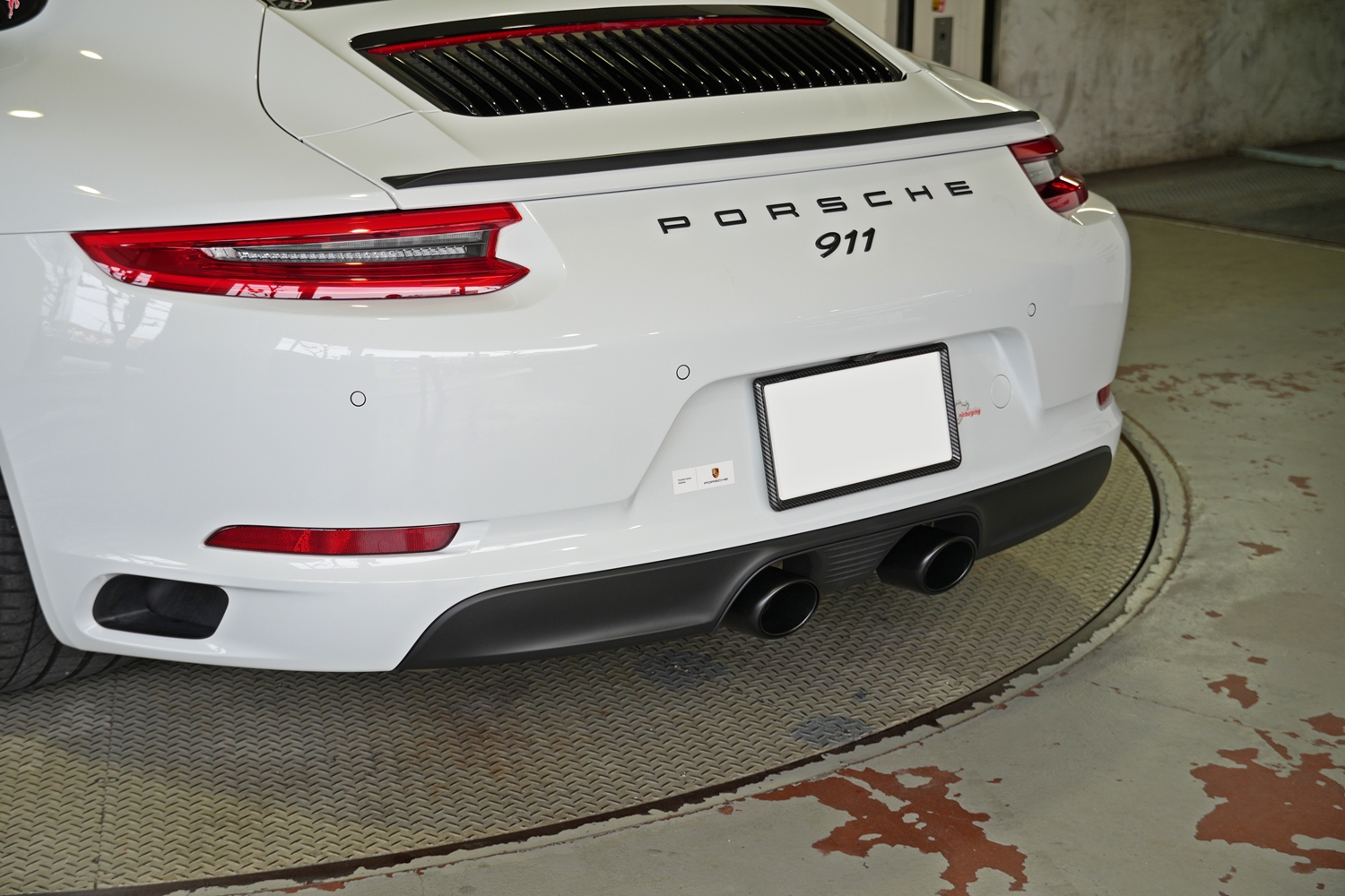 ポルシェ　カスタム　スポーツエキゾースト　マフラー交換　991.2　991　911